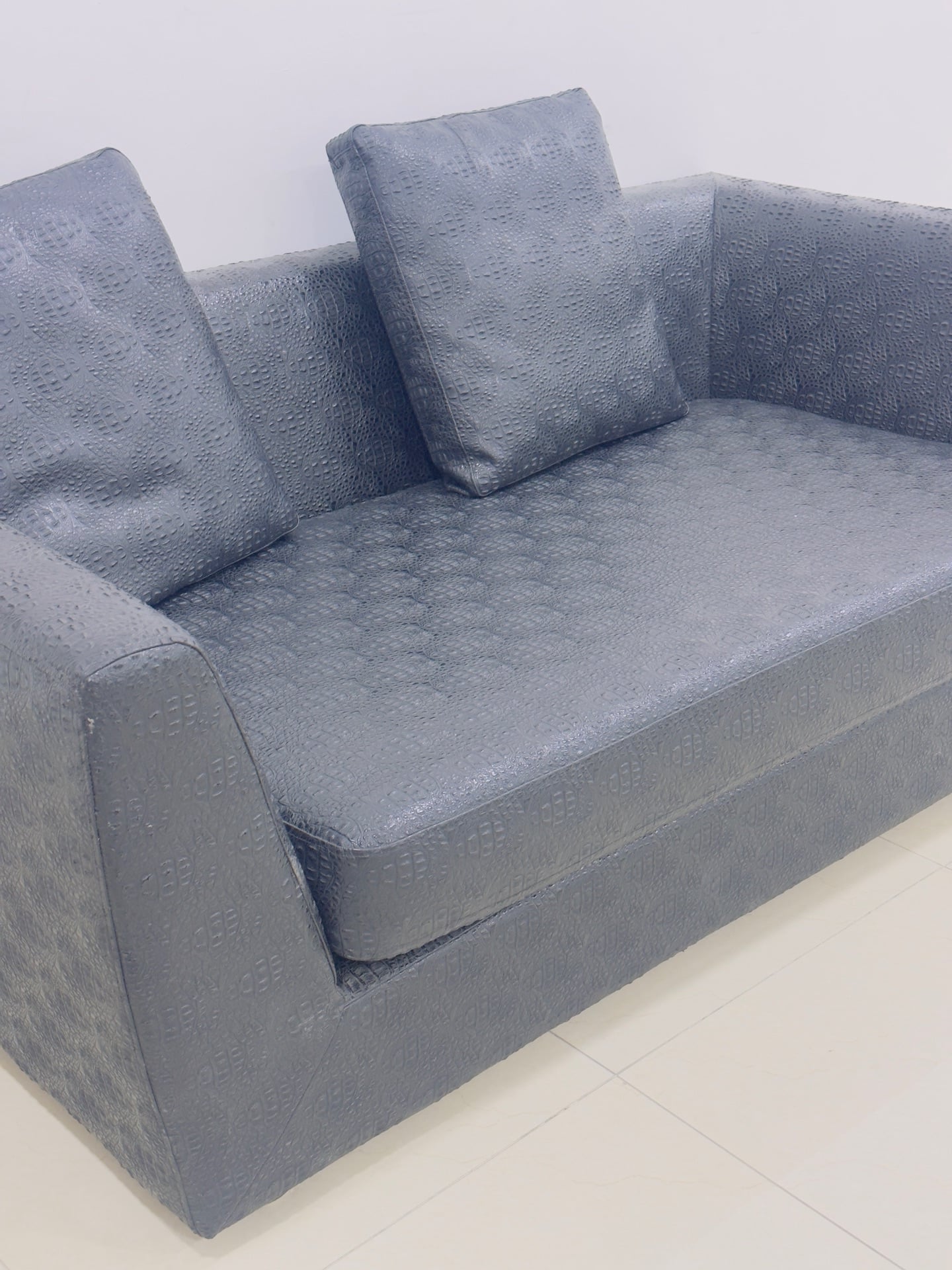 Sofa  - Image 4