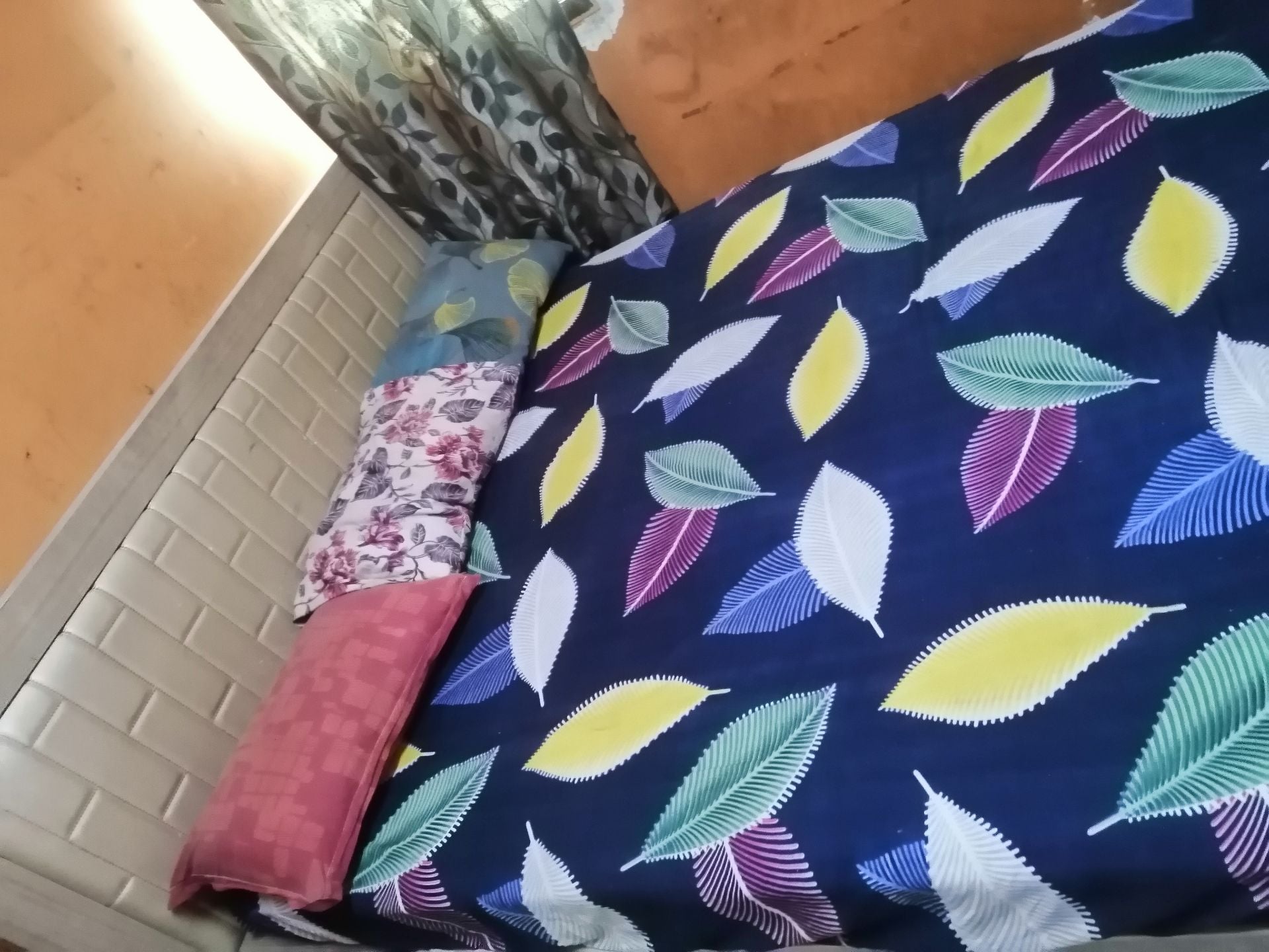 BIG SUPER KING SIZE BED - Image 1