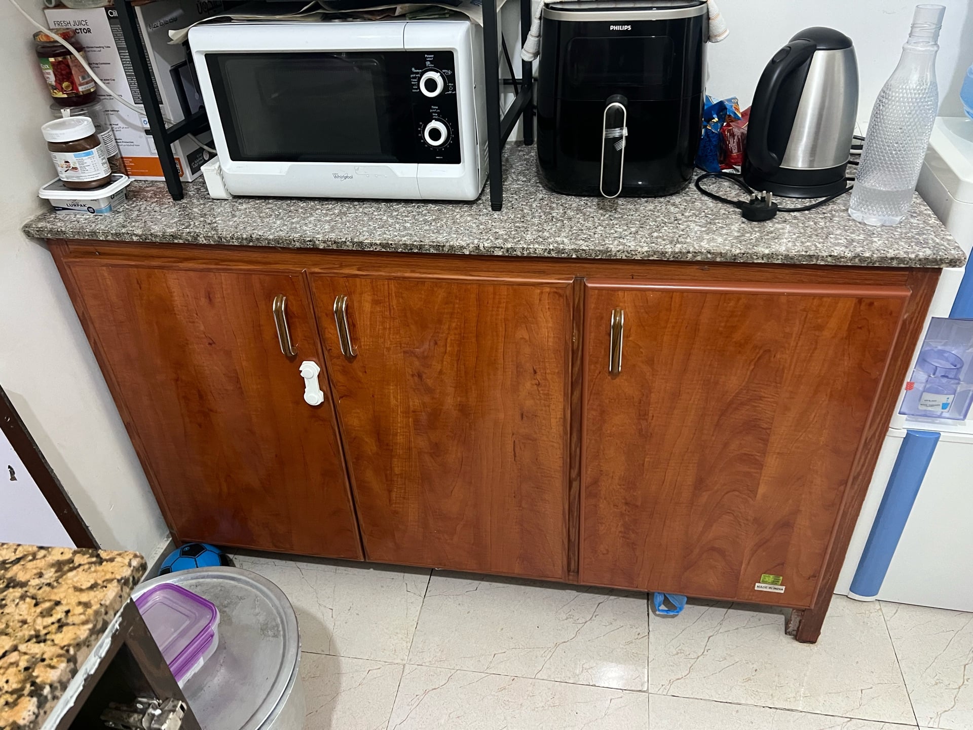 Kitchen cabinet - Image 2