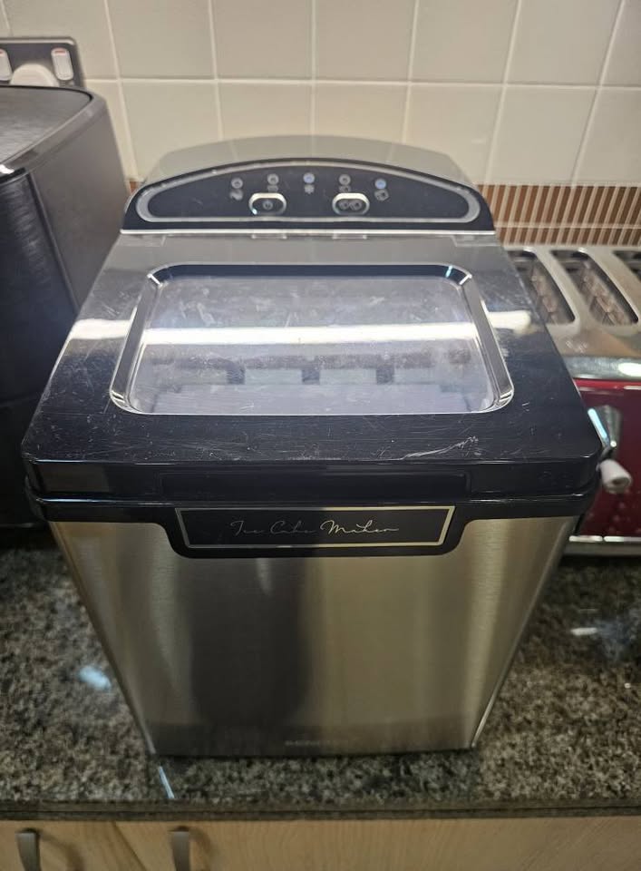 Ice Machine - Image 2