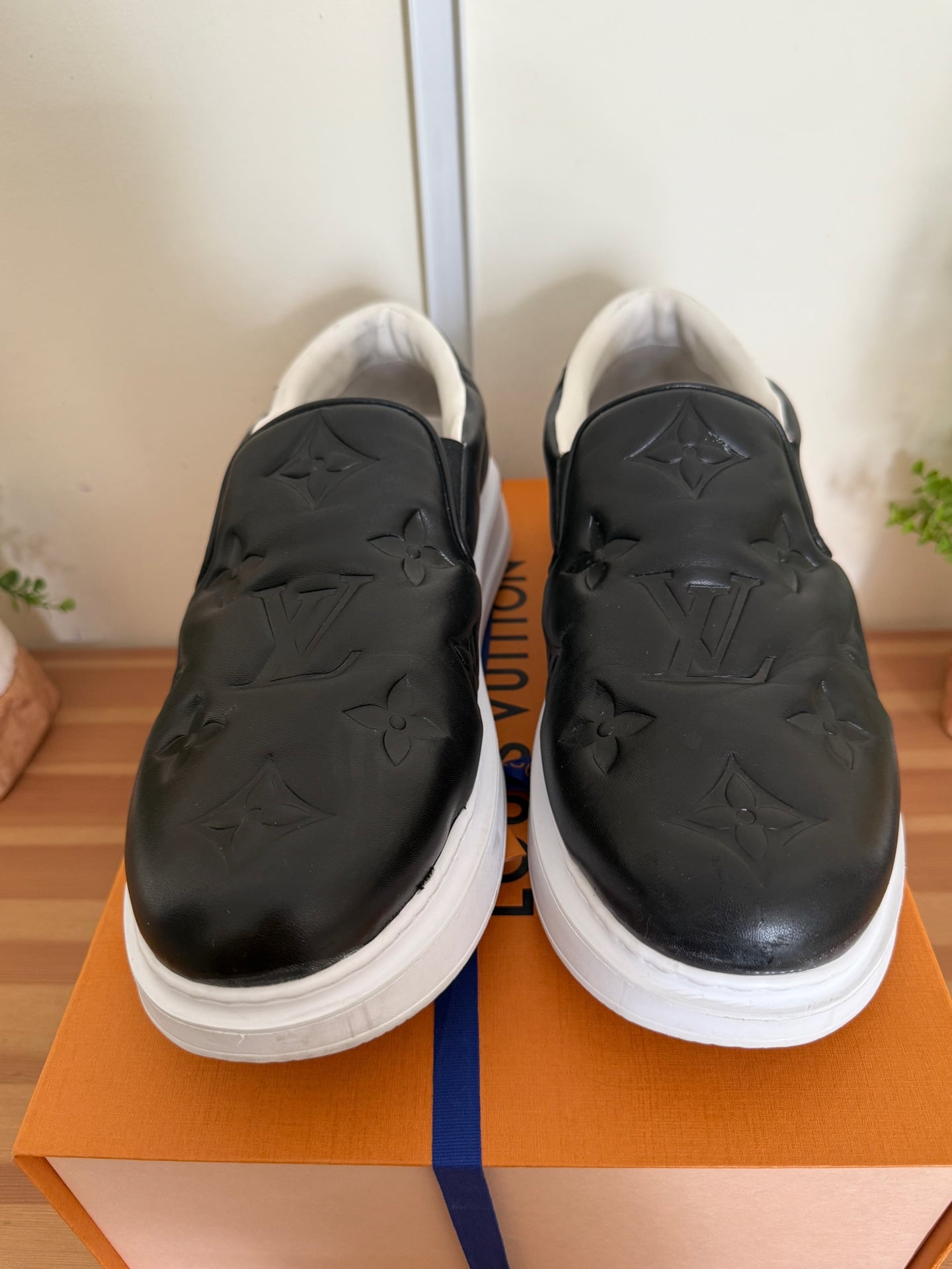 LV Size 45 - Image 4