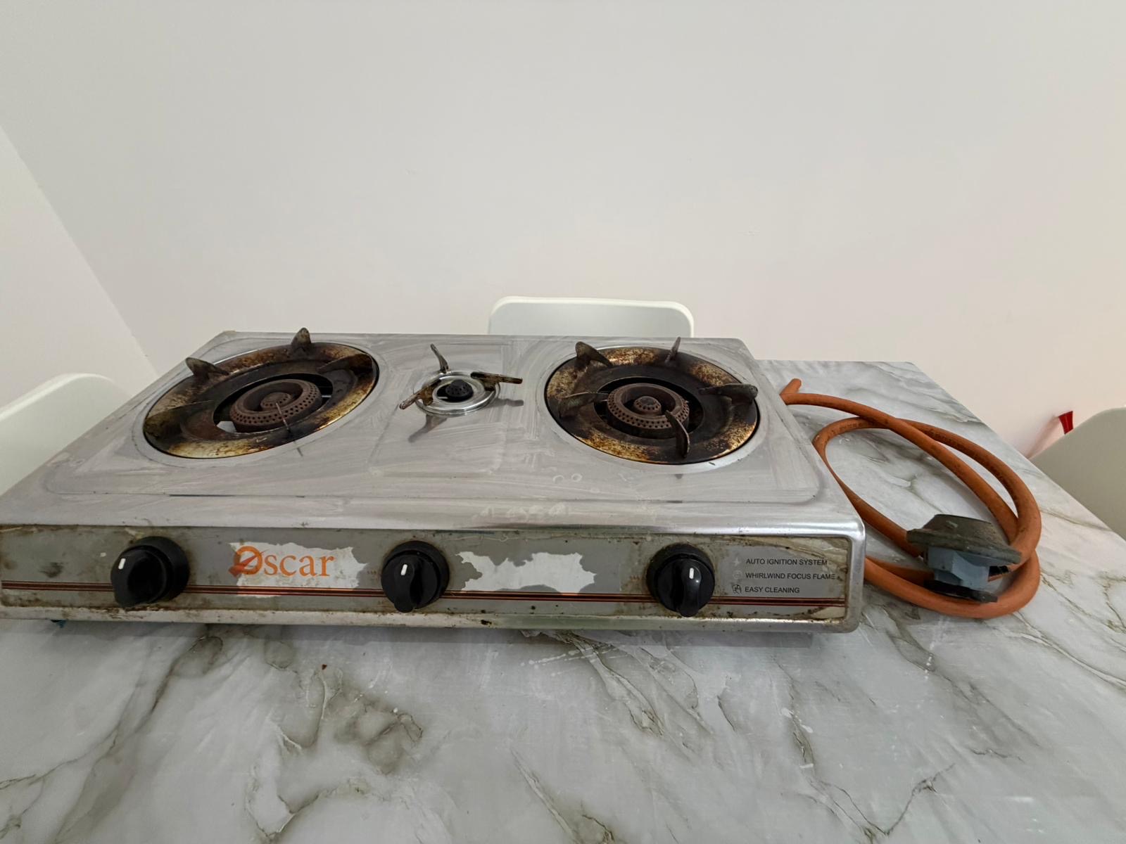 Oscar 3 burner gas stove - Image 1