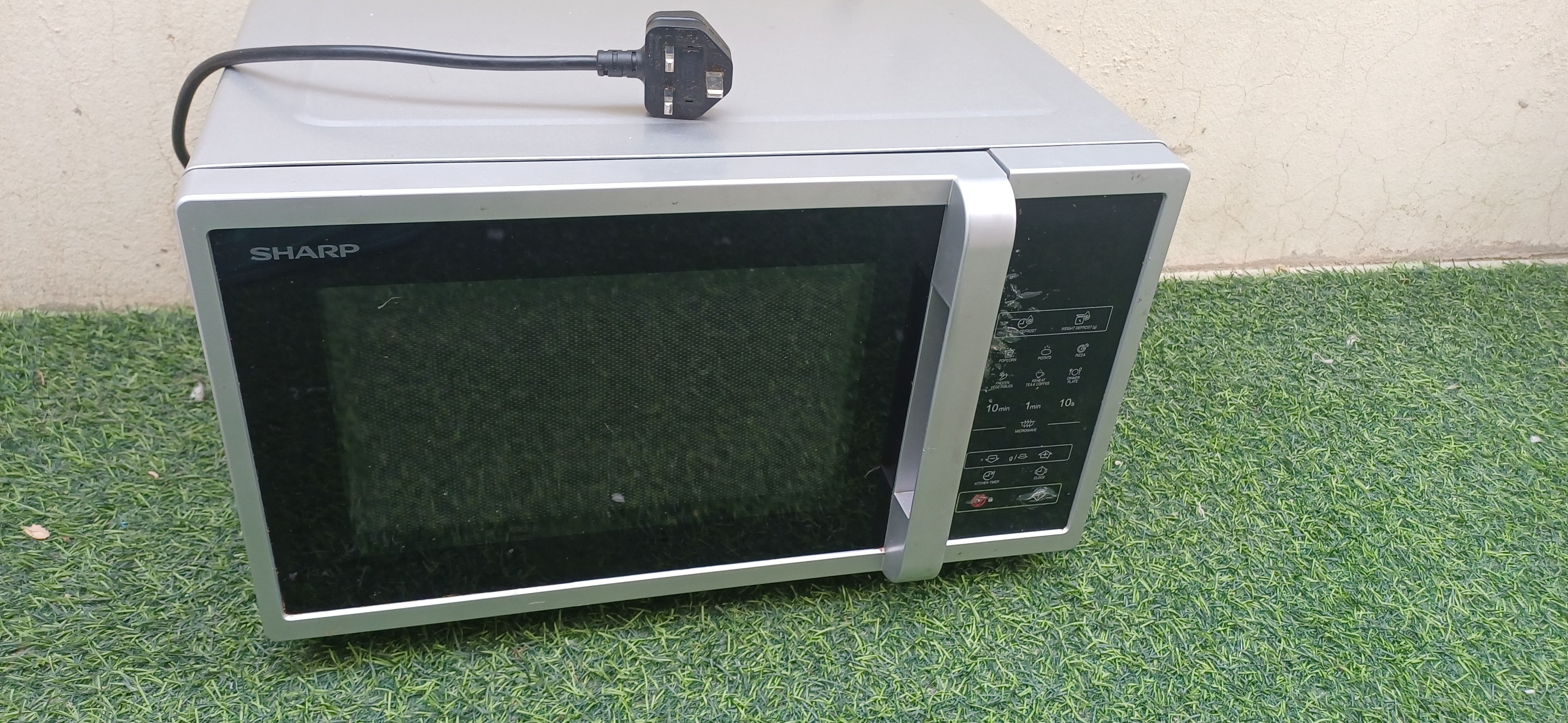 Sharp oven - Image 1
