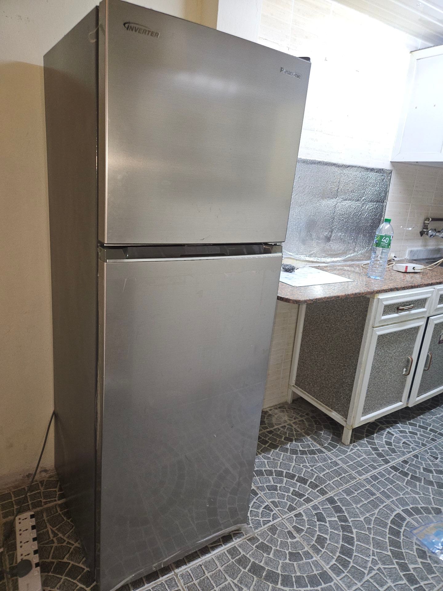 fridge- first owner brand new  - Image 3
