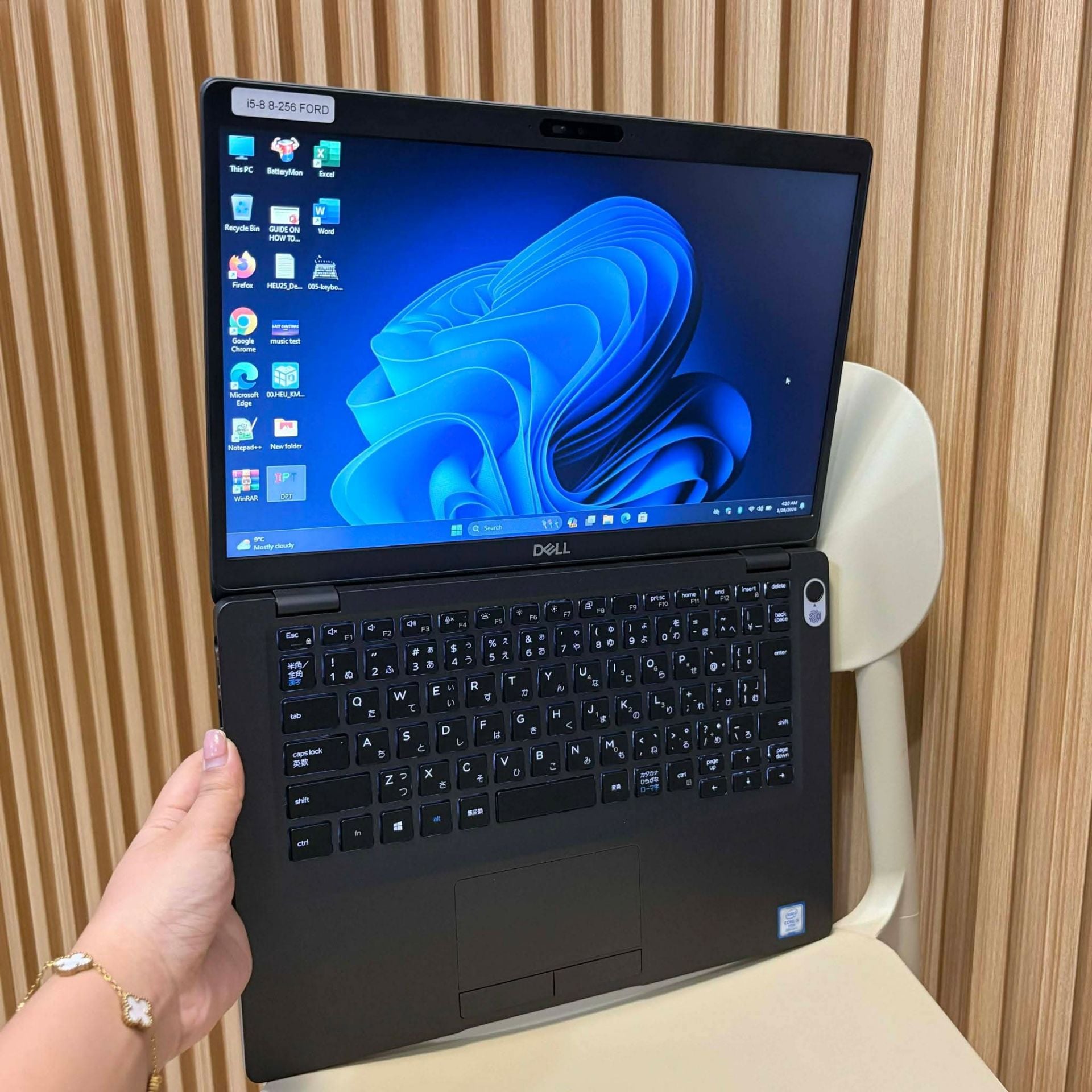 DELL Core i7
Latitude 8th Gen
8GB Ram 256GB SSD - Image 3