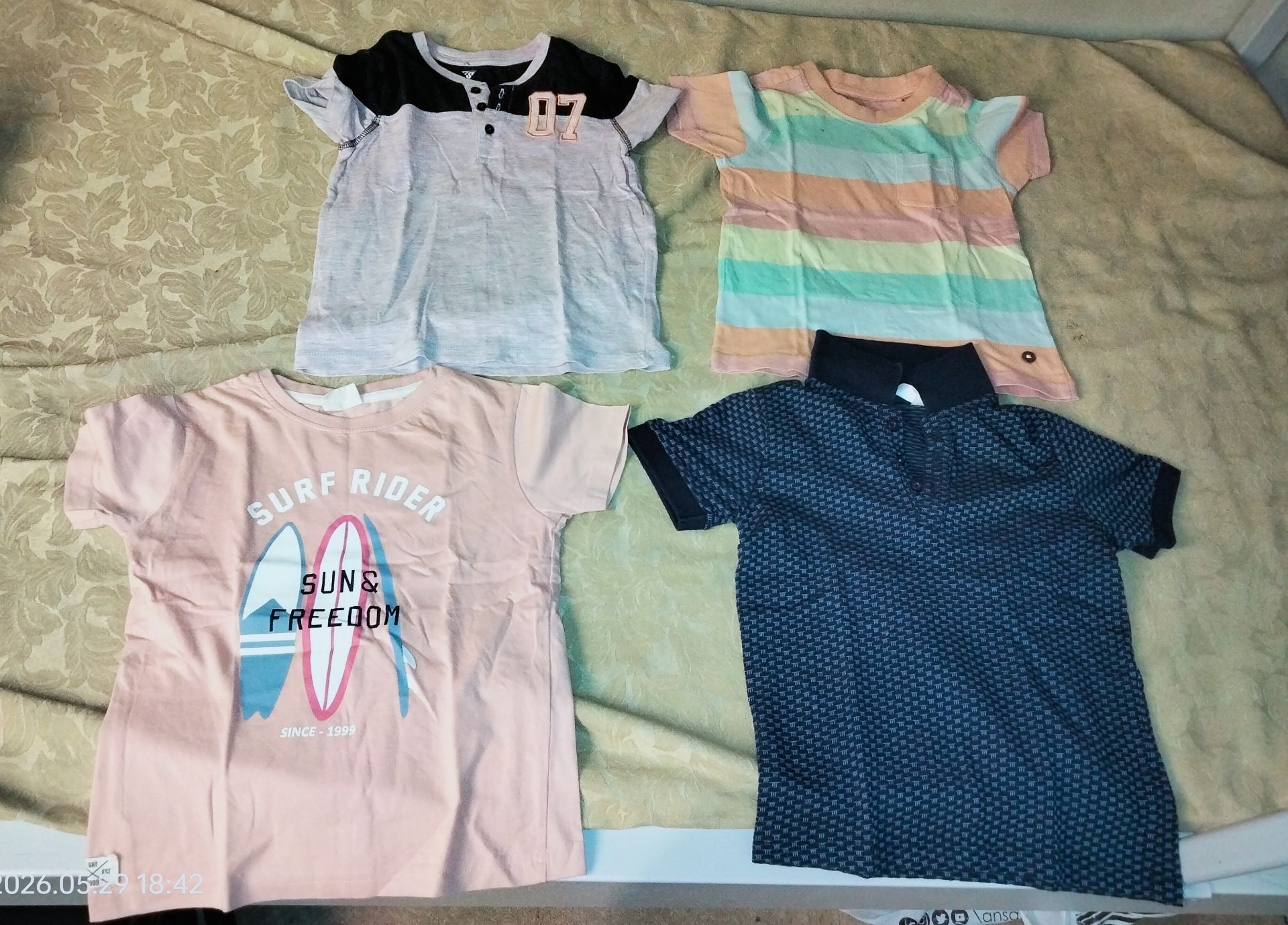 Kids clothes and shoes  - Image 8