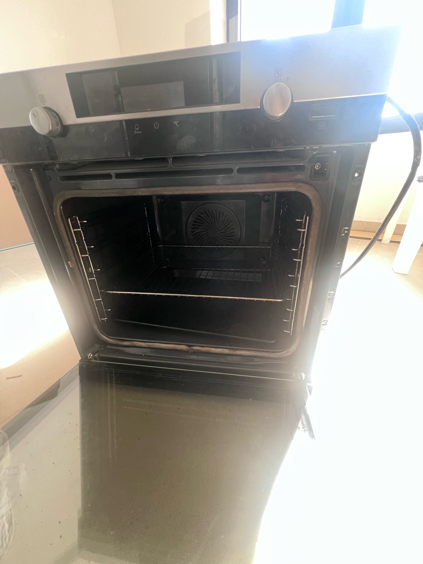 AEG Built in Oven - Image 2