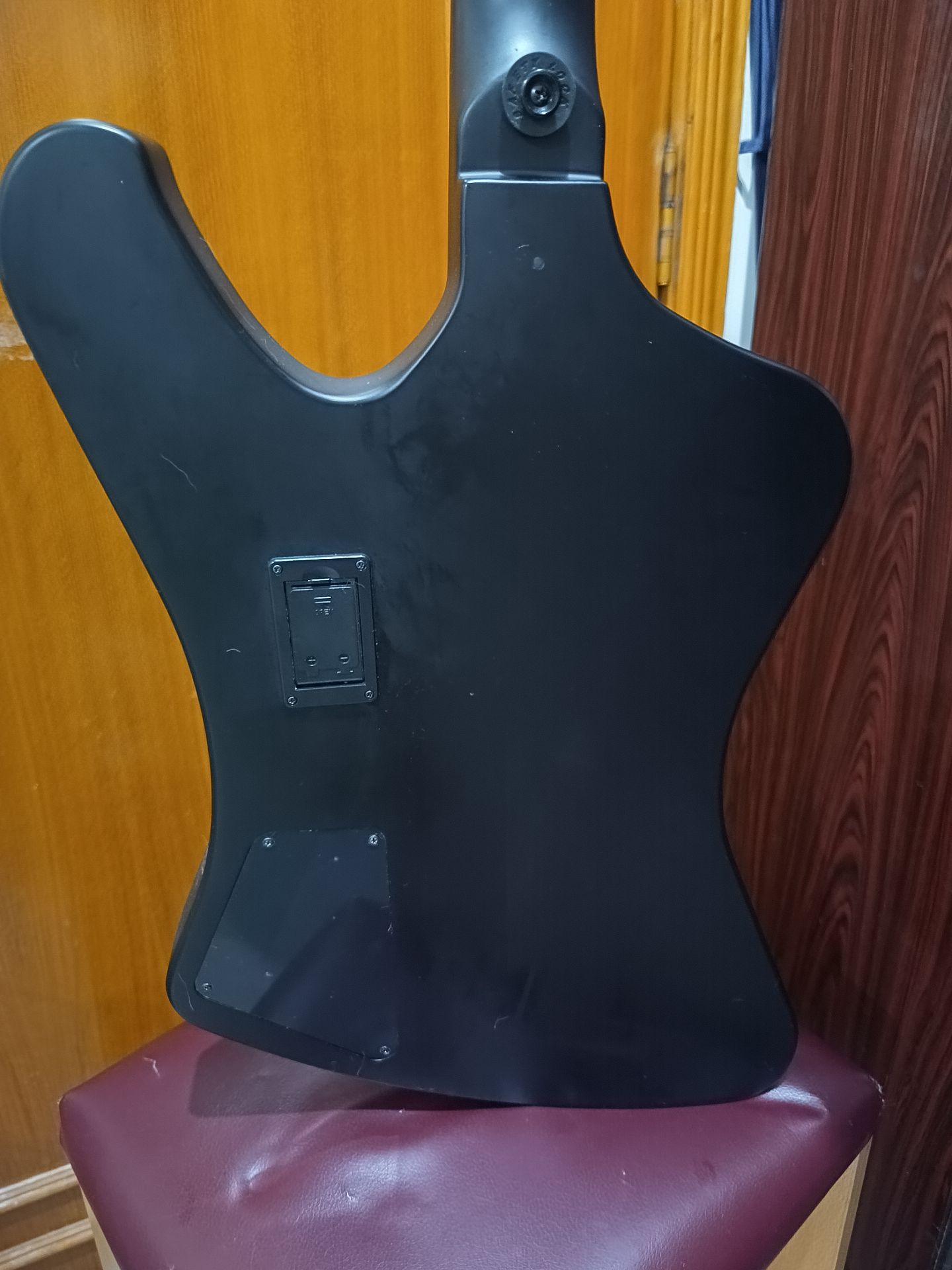BASS GUITAR (Harley Benton) - Image 6