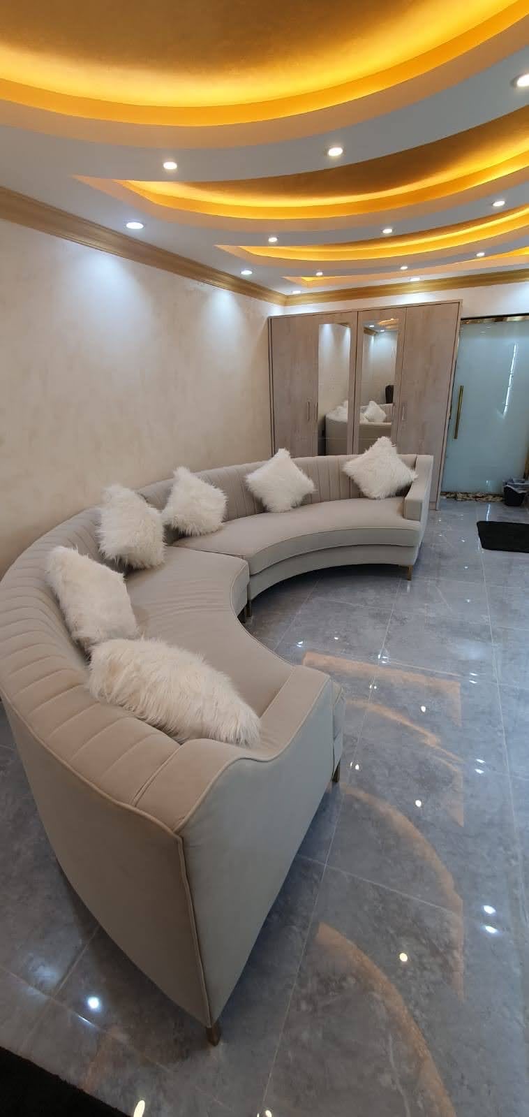 Roxbury Corner Sofa - Image 1