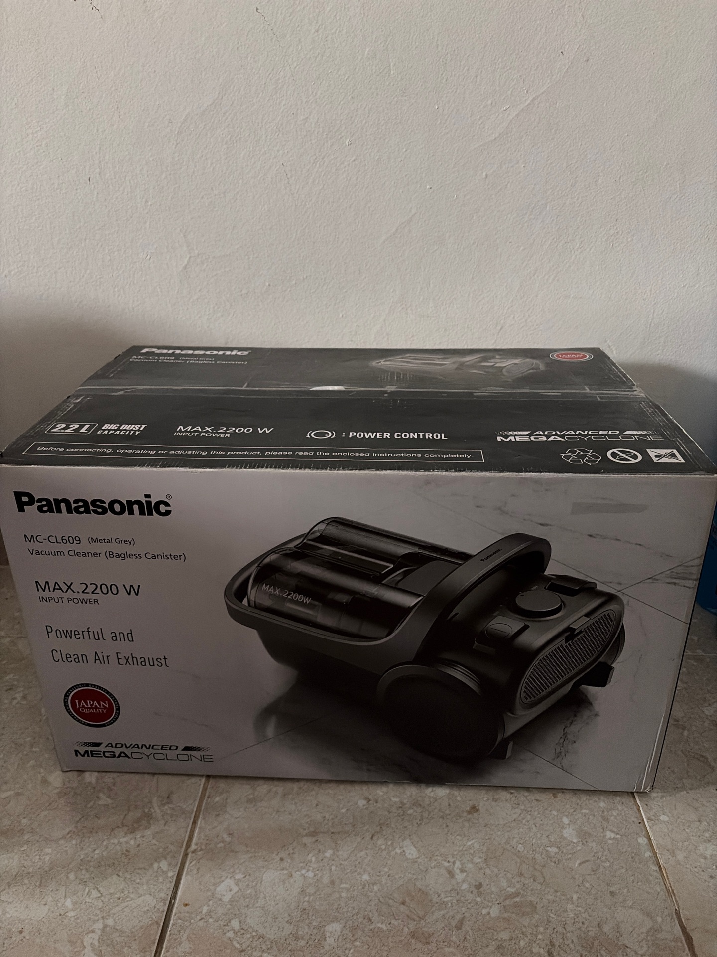 مكنسة كهربائية Panasonic 2200 واط جديدة بضمان - Image 3