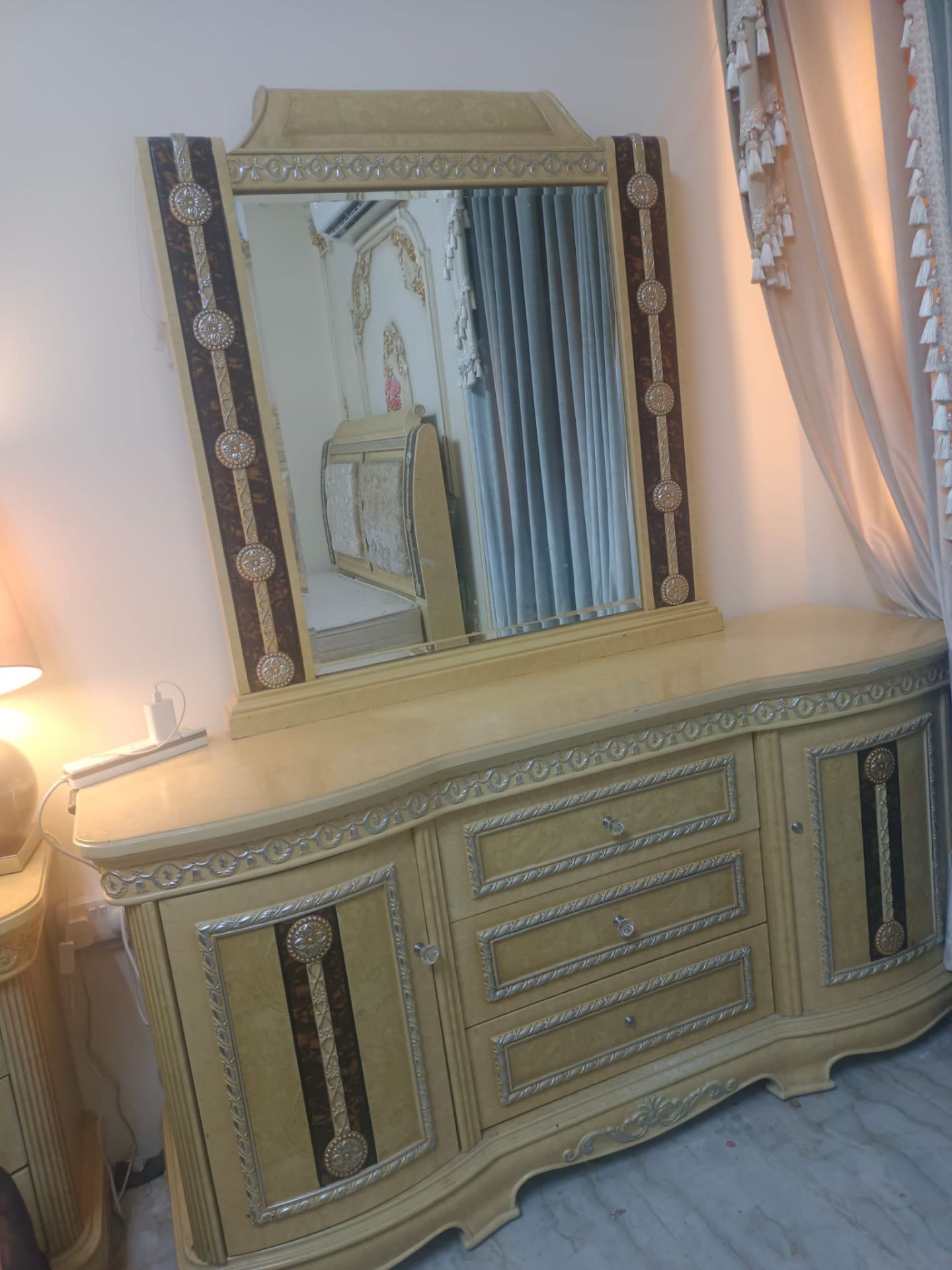 Room furniture set - Image 4