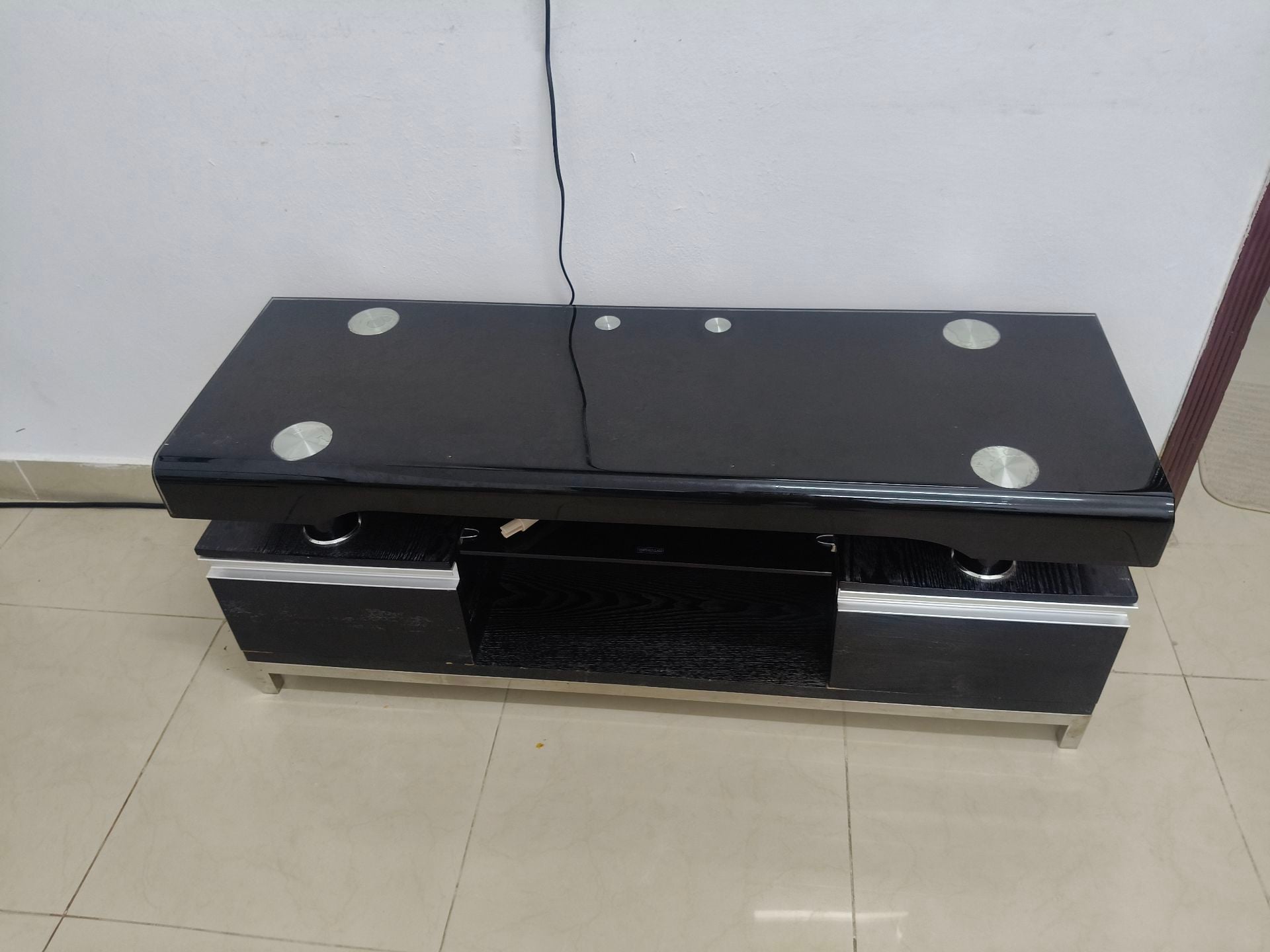 Glass table  - Image 4