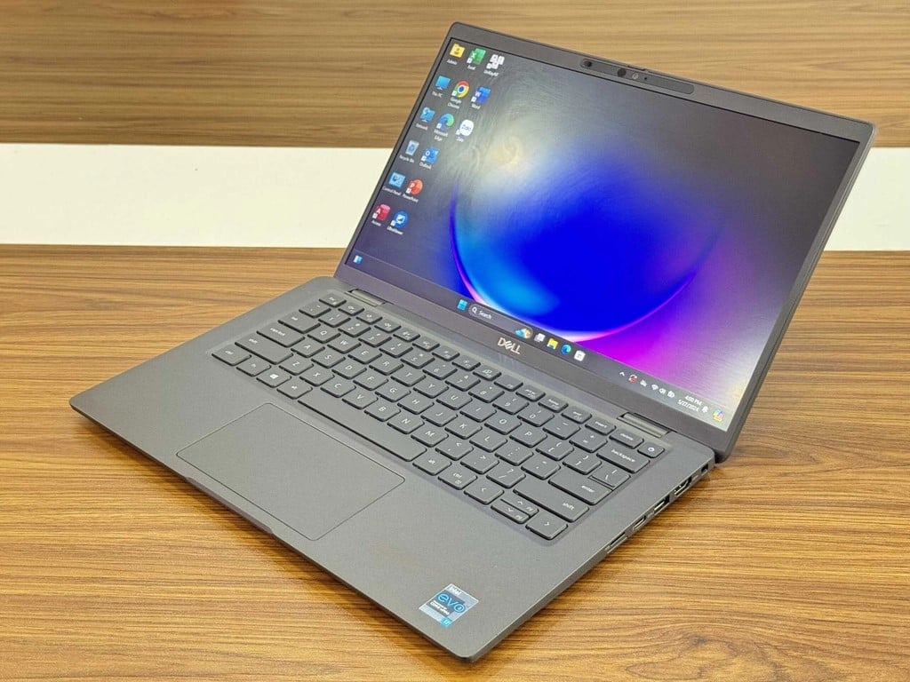 Dell Latitude 7420 14" Core i7-11th Gen, 16GB RAM, 512GB SSD, Win 11) - Image 2