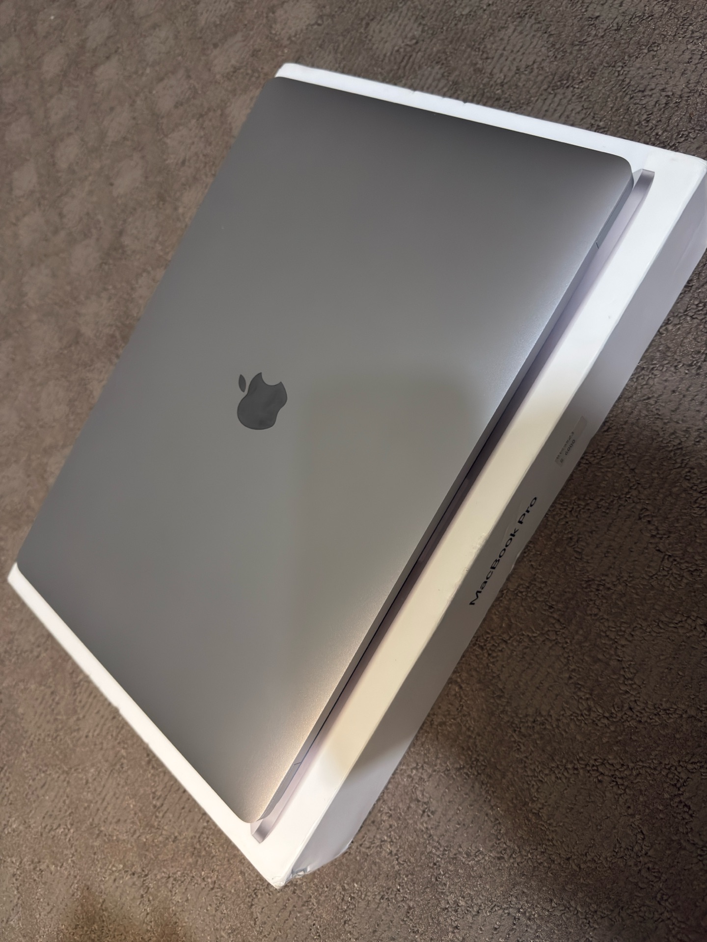 MacBook Pro 16’ 2019  - Image 5
