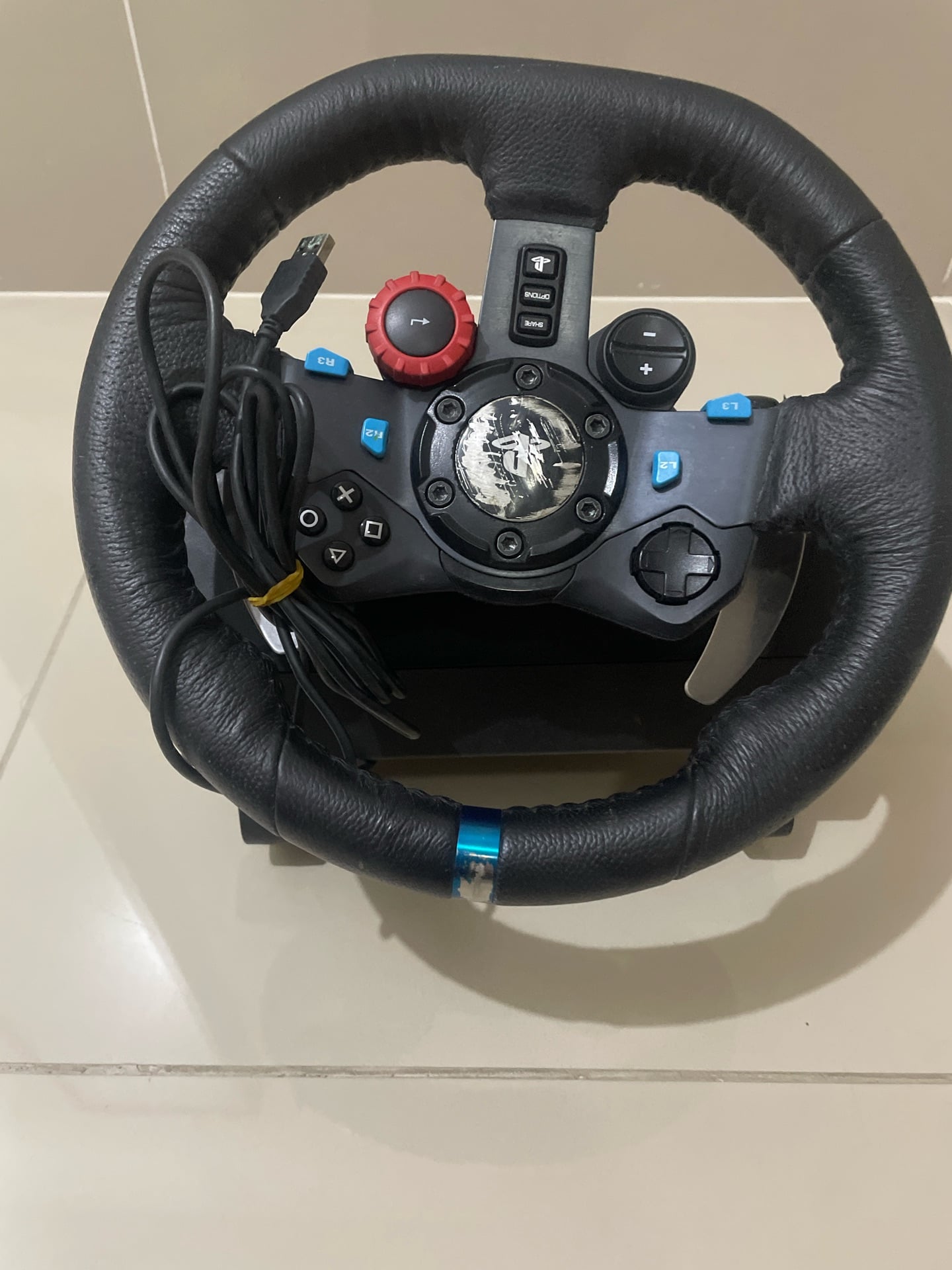 Logitech Steering wheel - Image 1