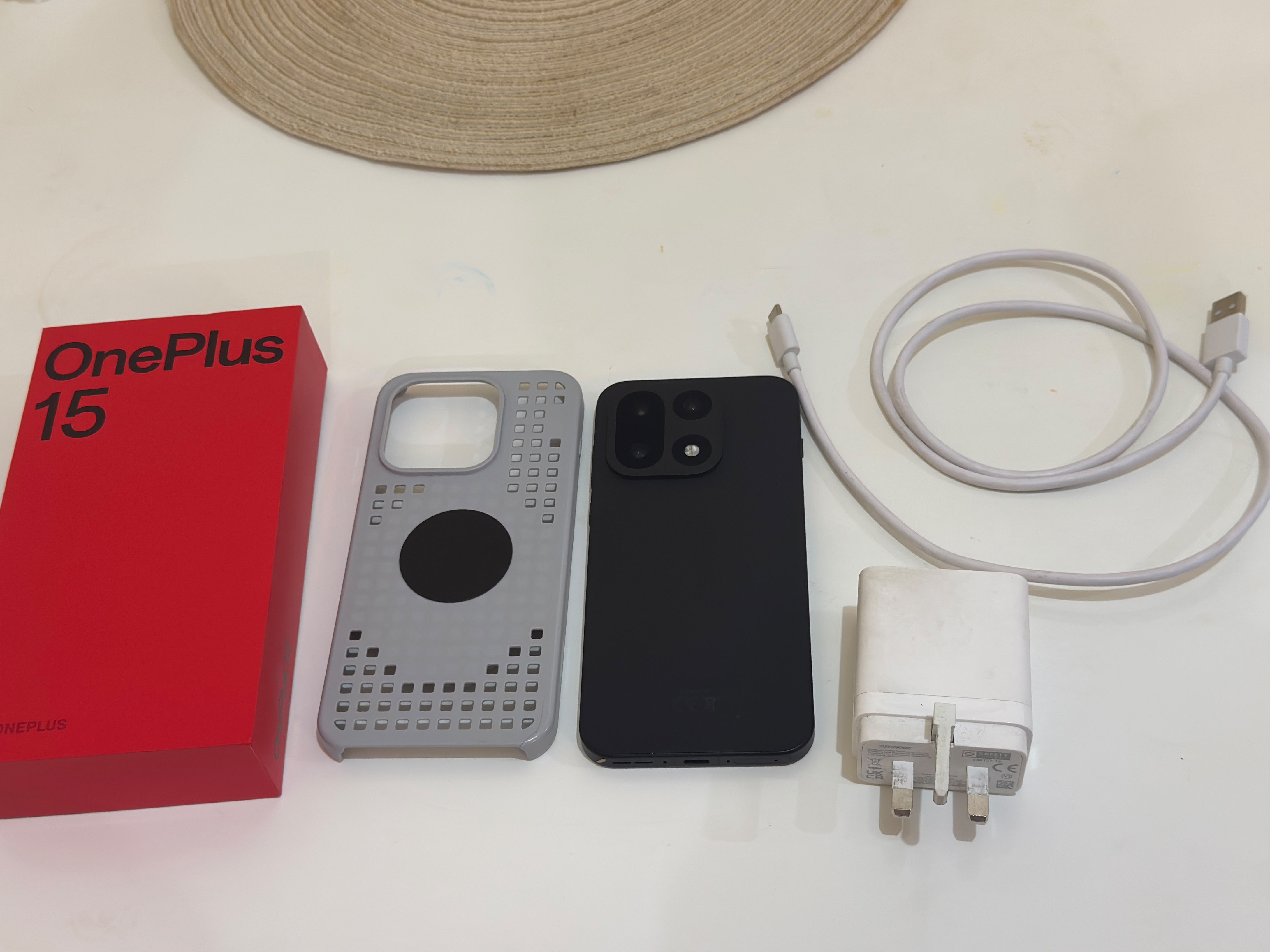 Oneplus 15 16GB/512GB with 100W Charger - Image 7