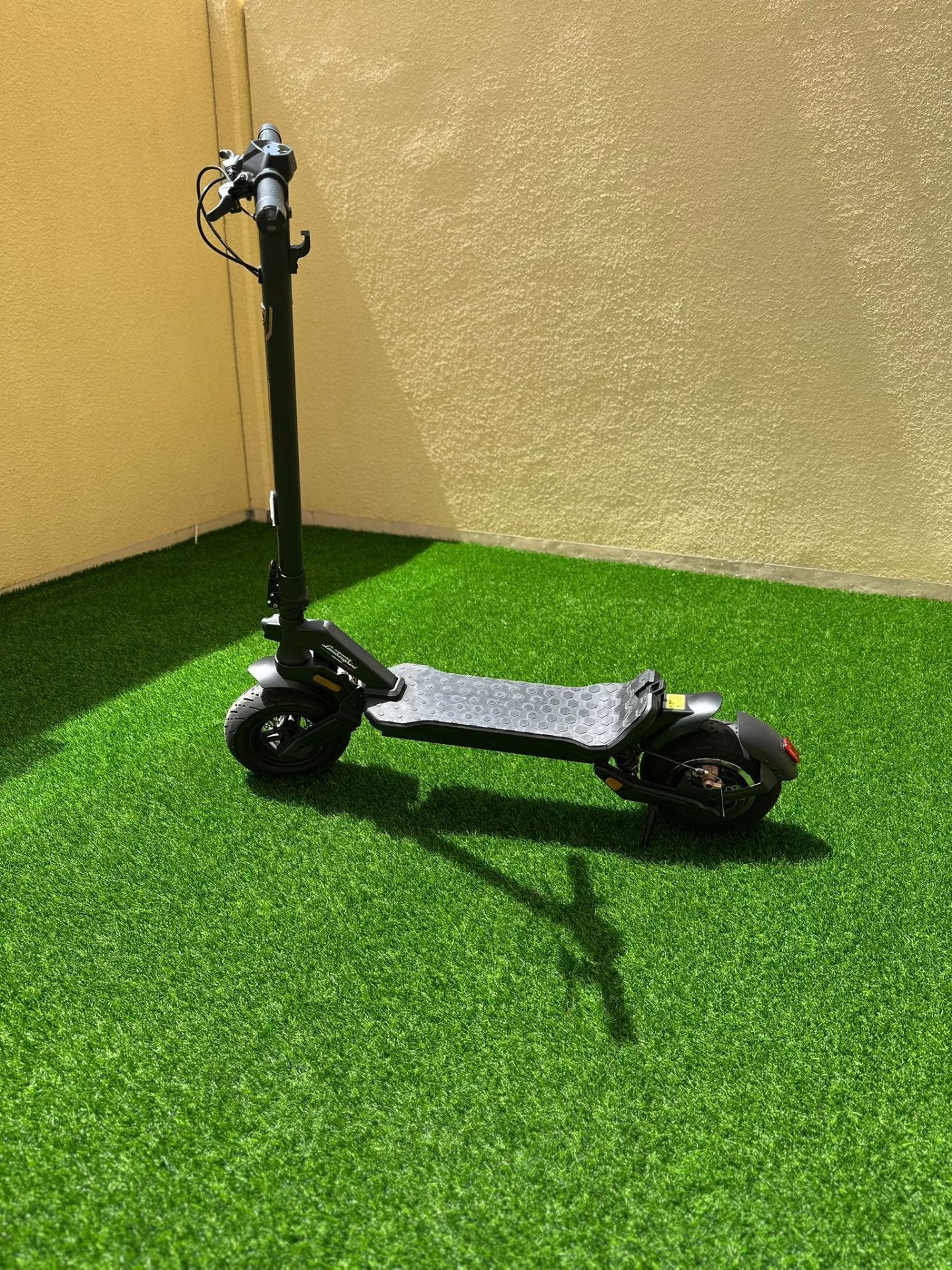 Lamborghini AL eXT e-Scooter - Bronze - Image 9