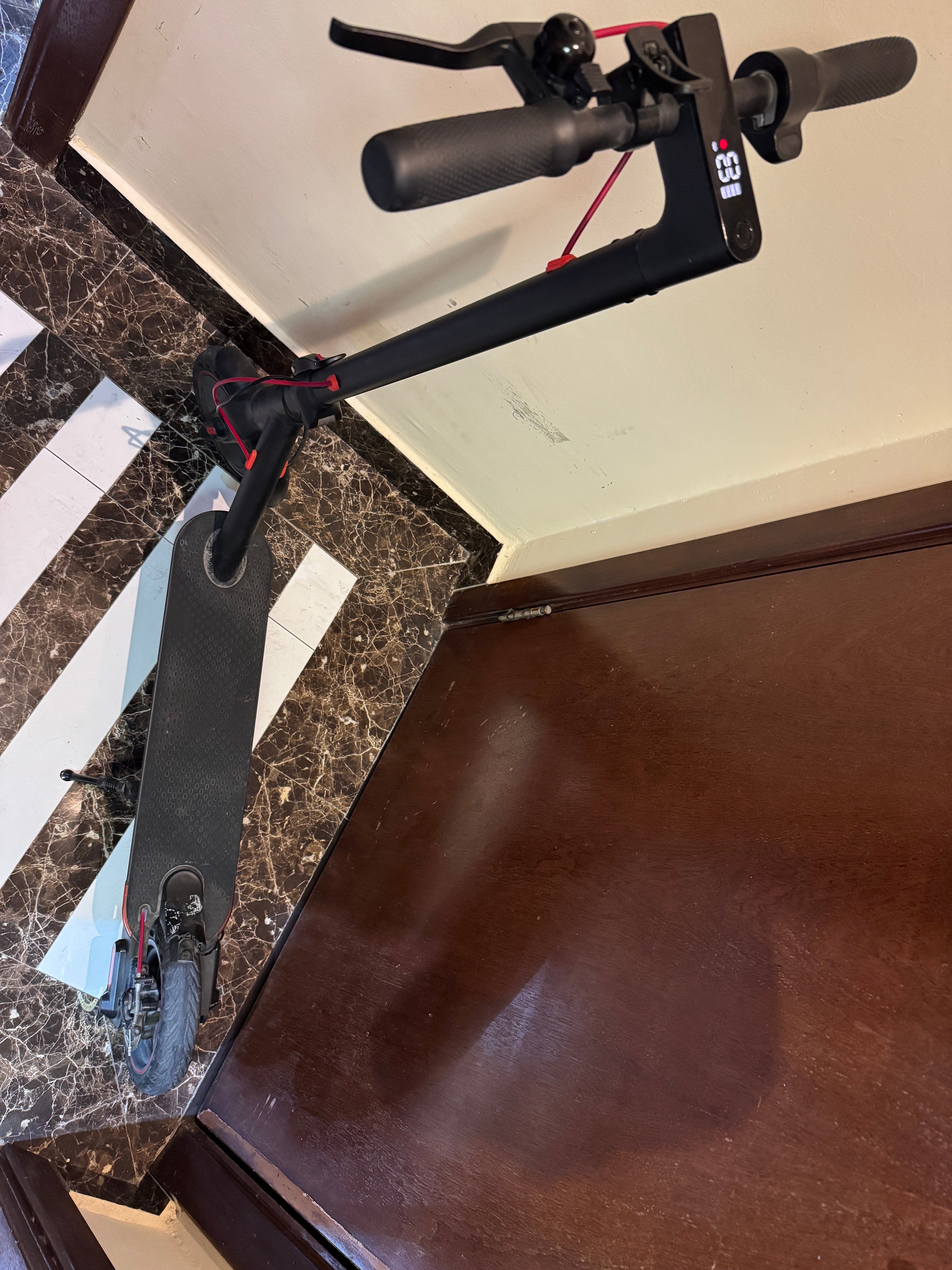 Electronic Scooter - Image 2