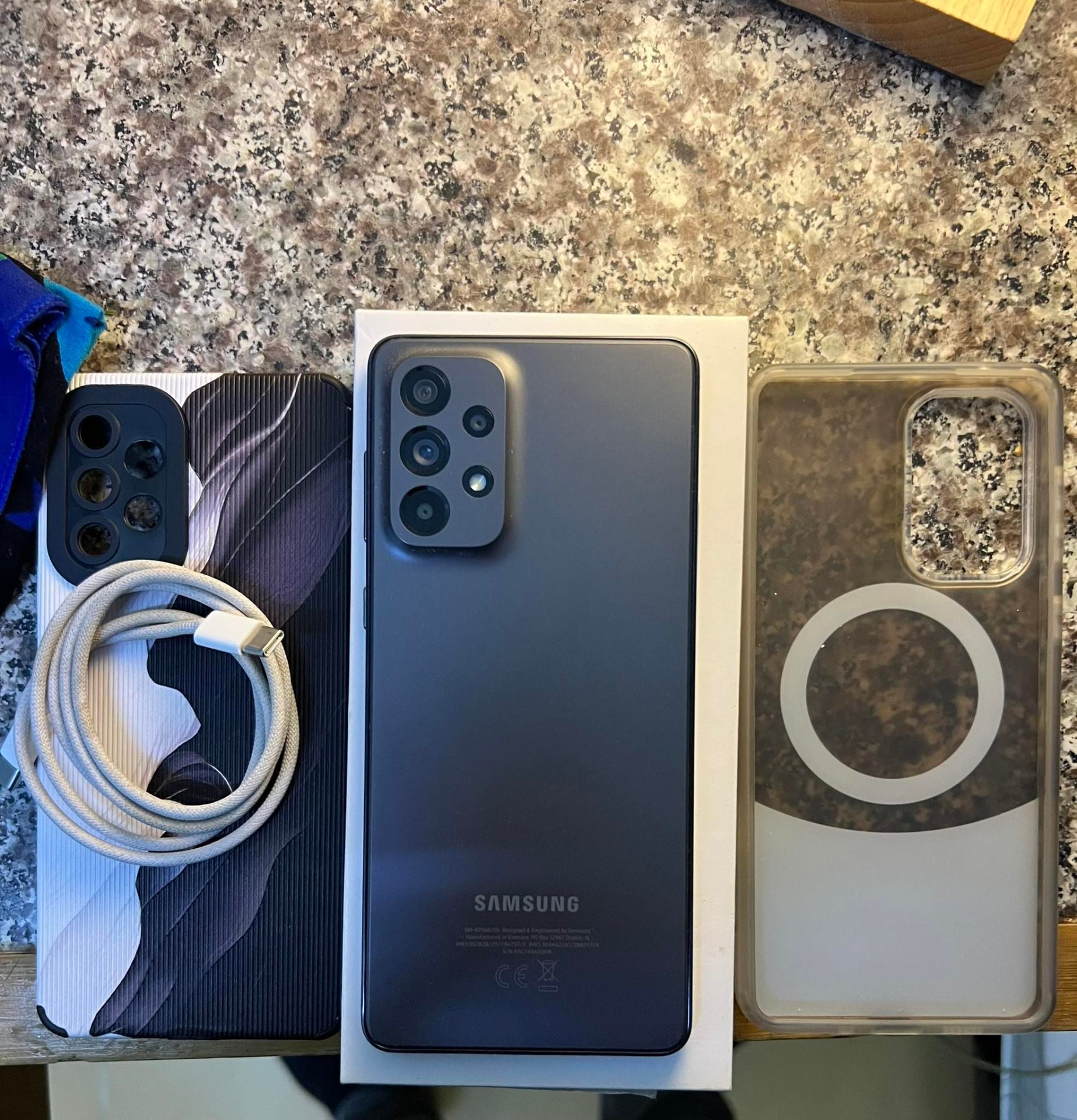 Samsung galaxy A73 5g  - Image 2