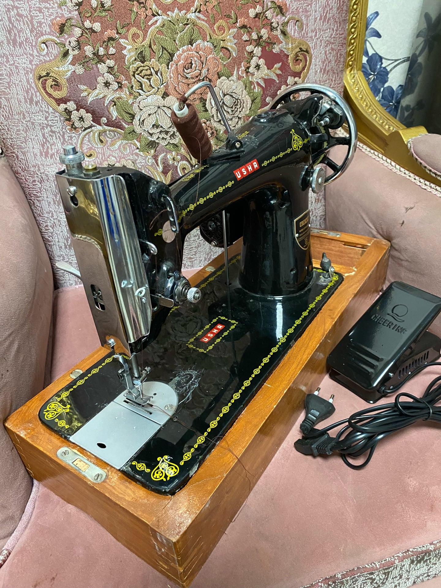 Usha heavy duty Sewing machine for sale - Image 1