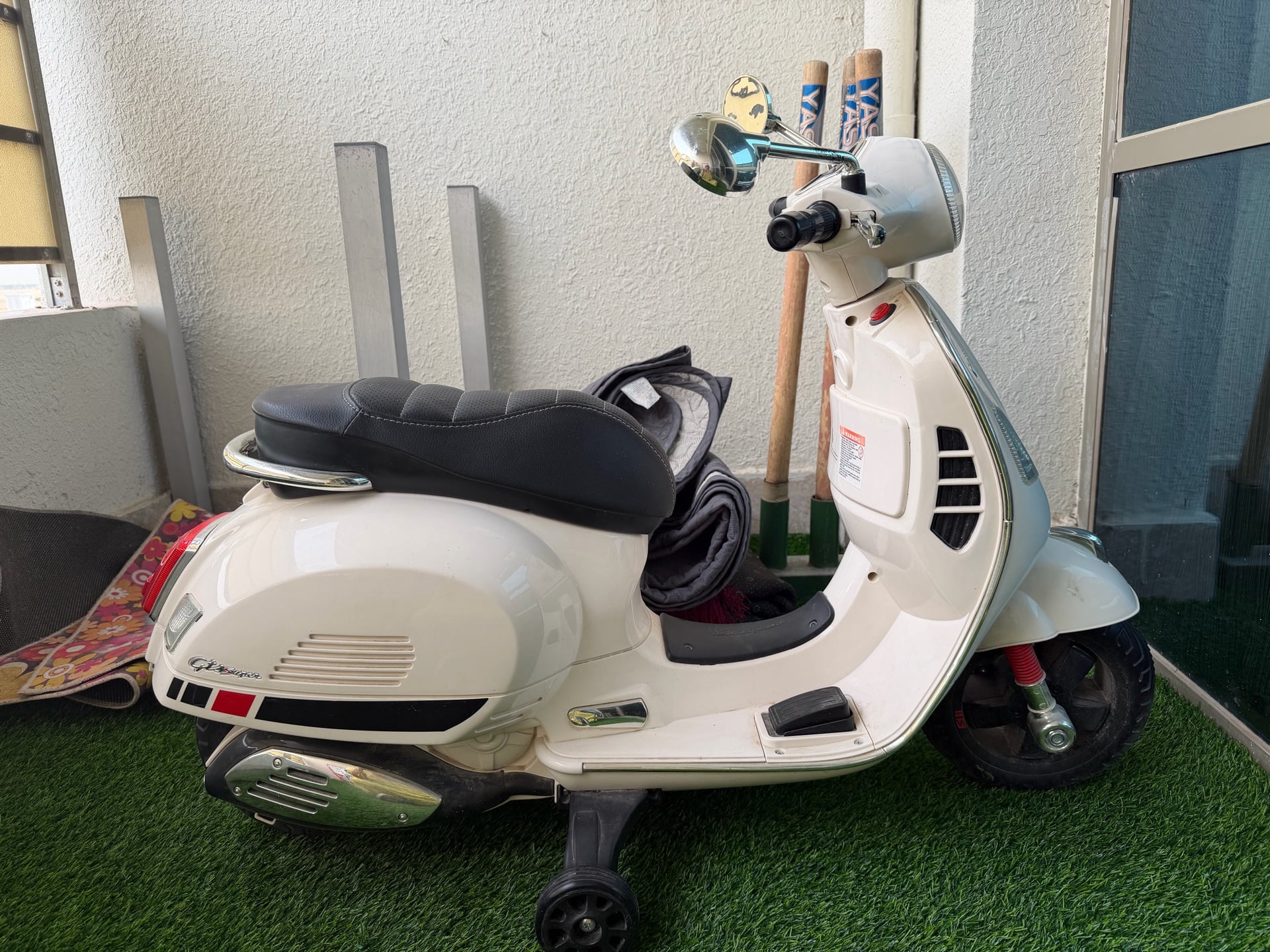 Scooter - Image 1