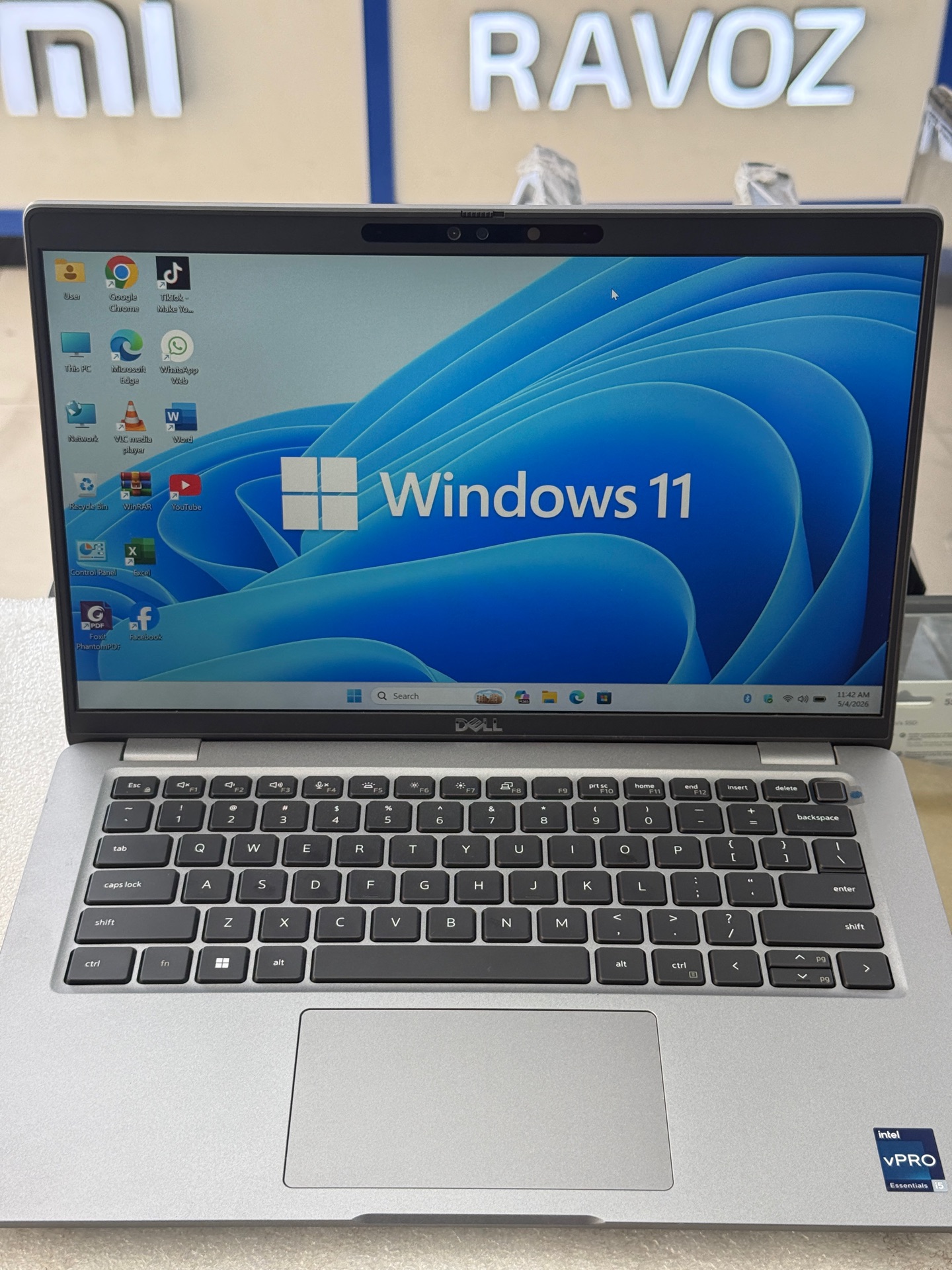 Dell Latitude 5440 - Image 2