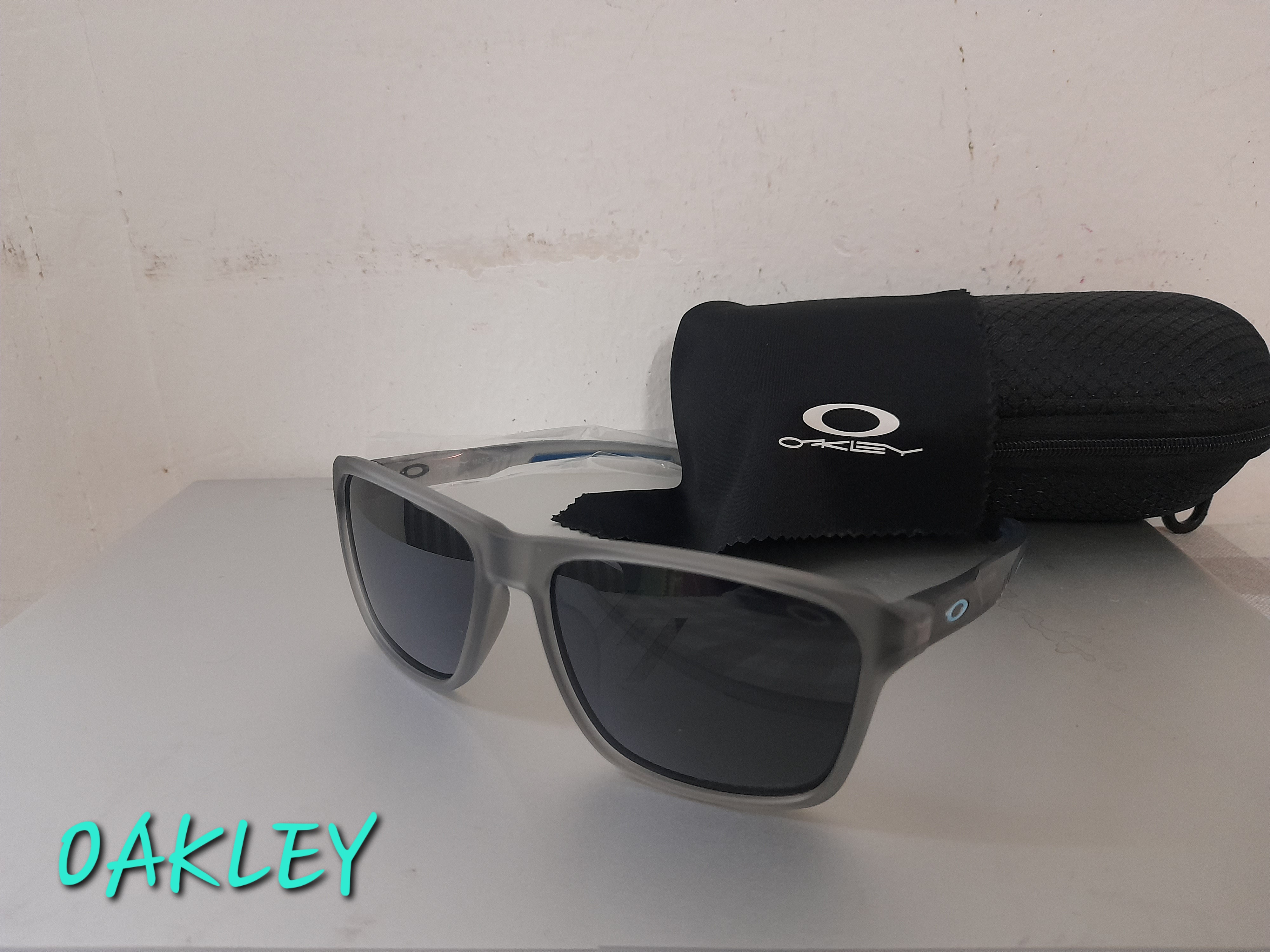 "OAKLEY" SPORTS GLASSES - Image 6