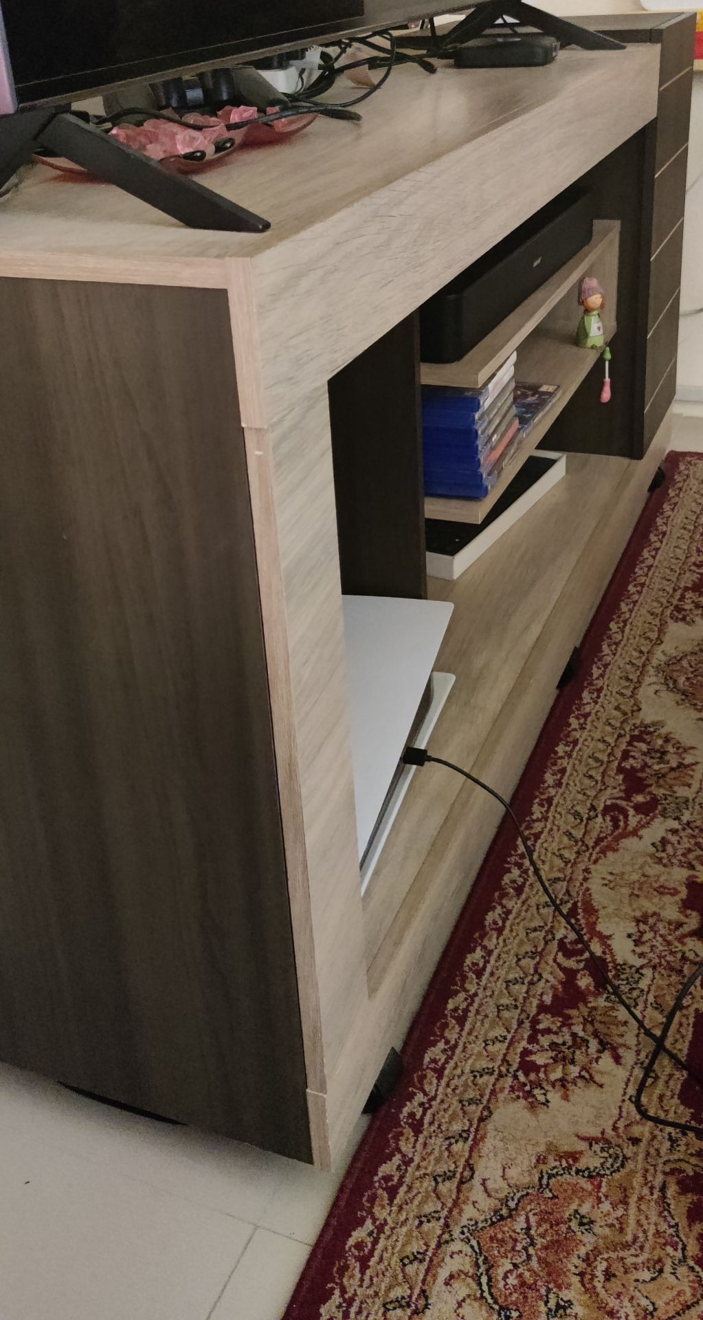 TV stand - Image 4