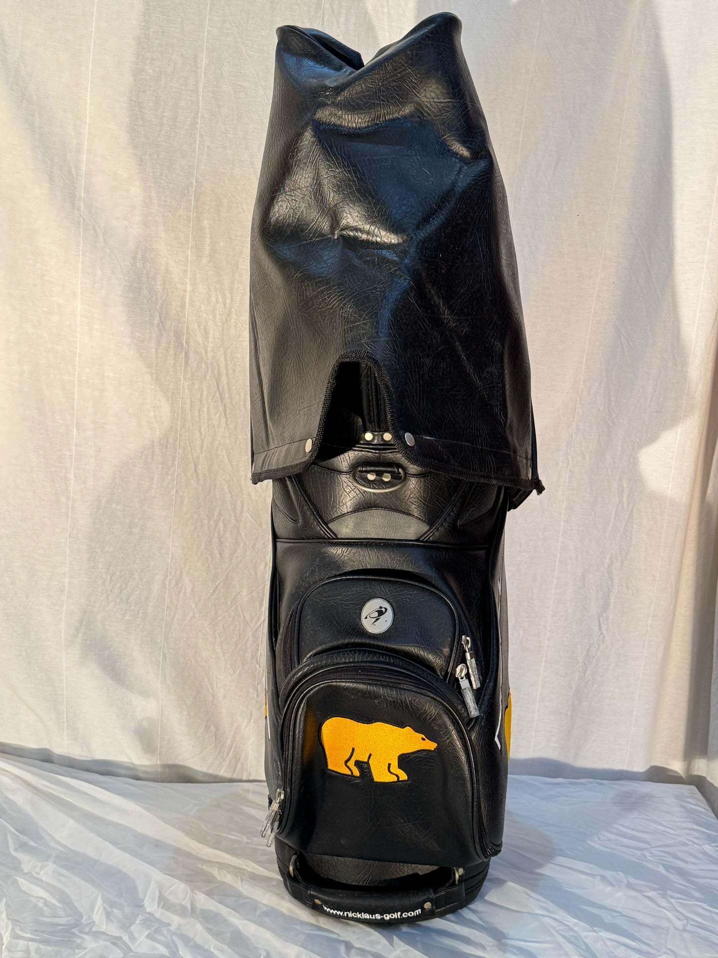 Trade/Buy Jack Nicklaus Signed Golf Bag -A Piece of Golf History - Image 3