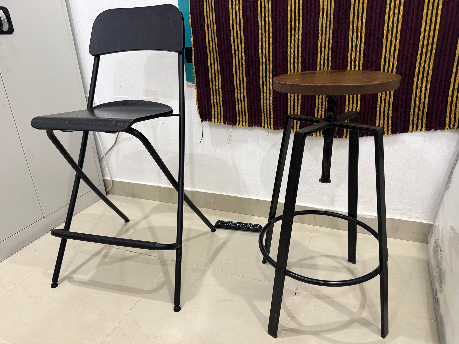 Chairs  - Image 10