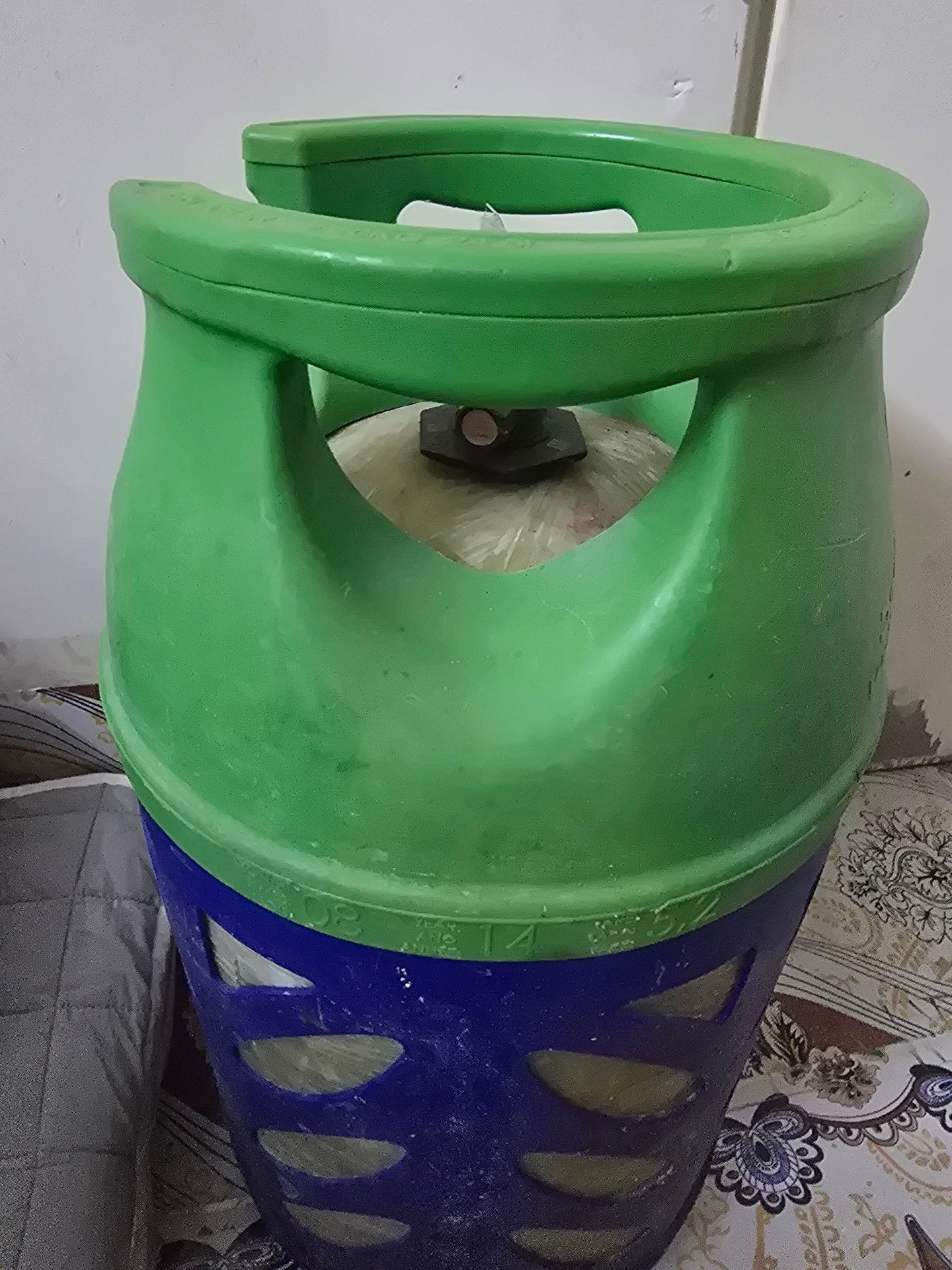 Gas Cylinder (Big) - Image 4