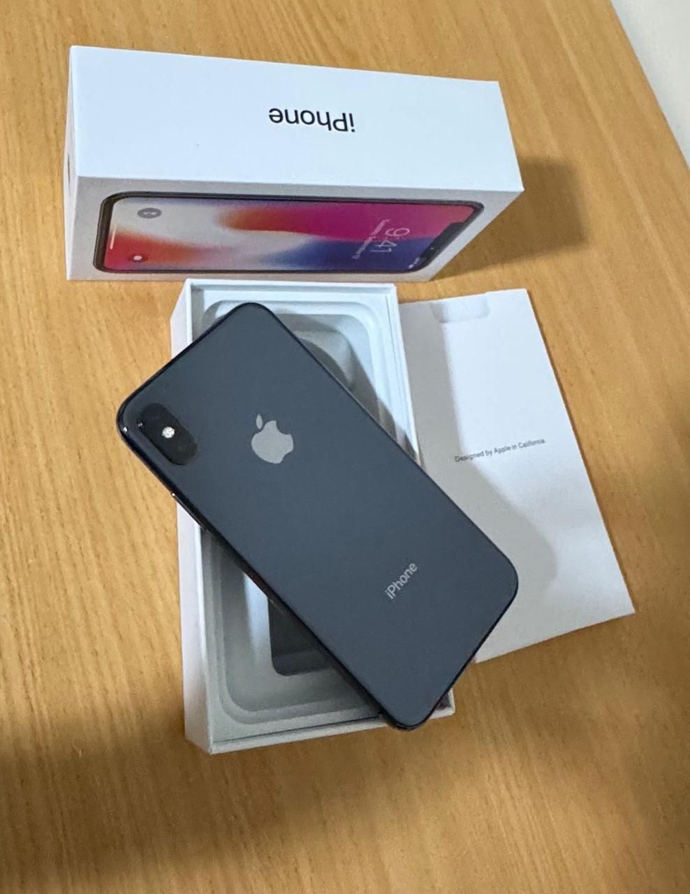 iPhone X
256ssd
Full box charger cable - Image 1