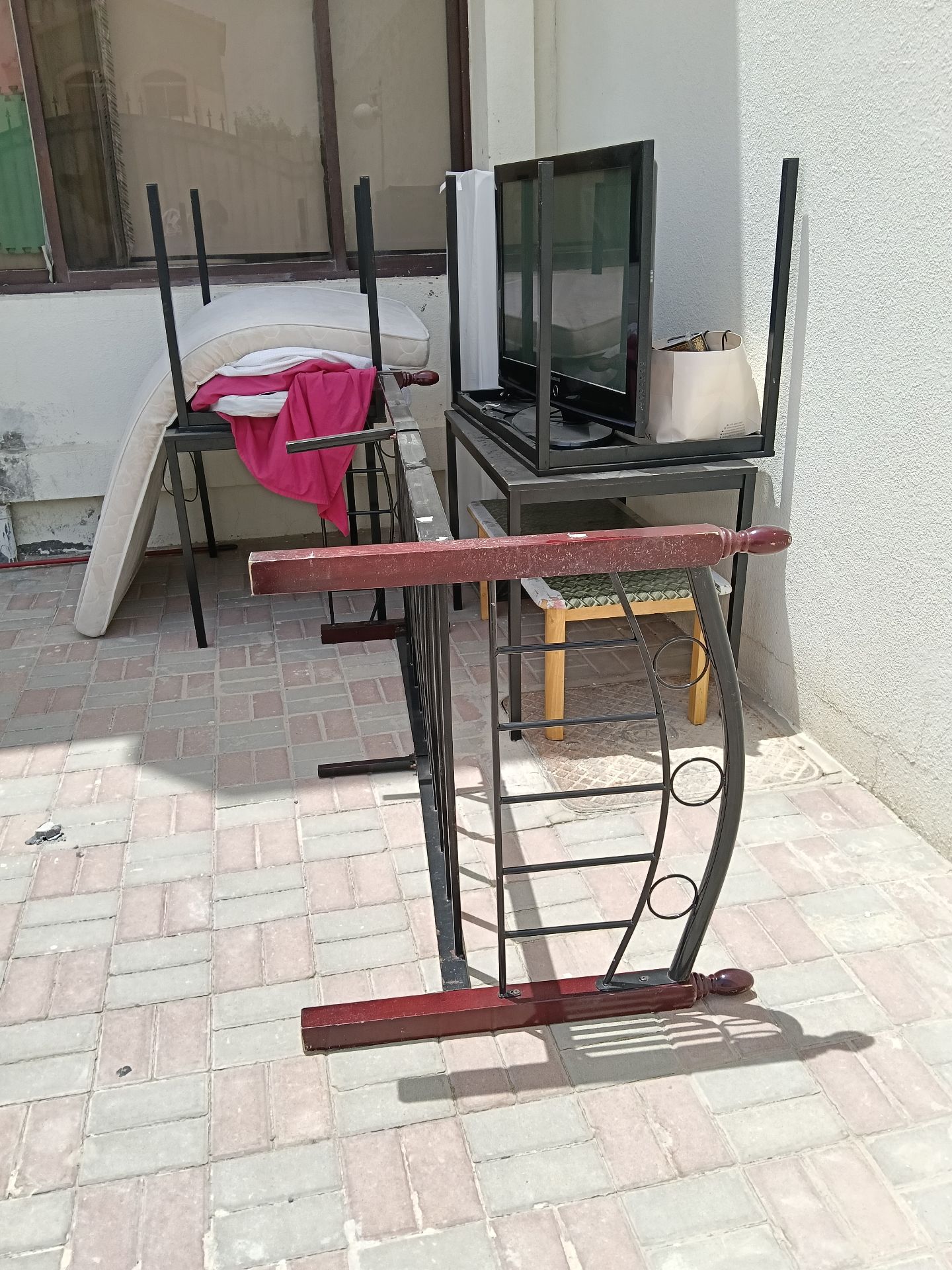 Tv for sale - Image 2