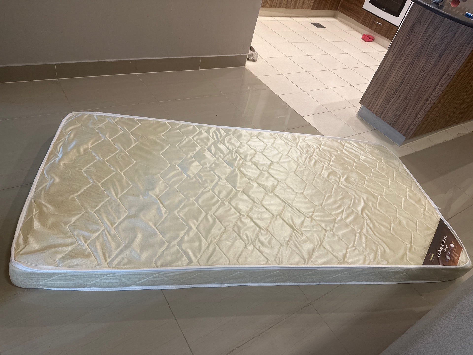Almost new Mattress  - Image 2