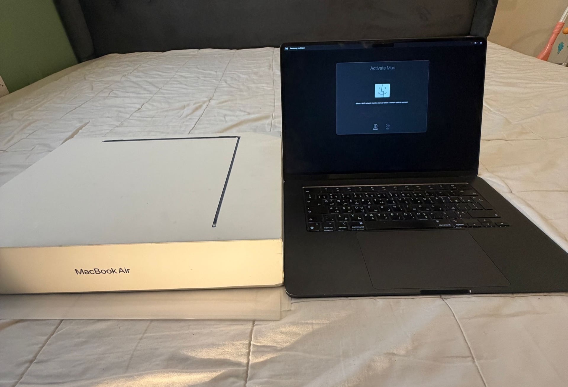 Macbook Air M3 - Image 3