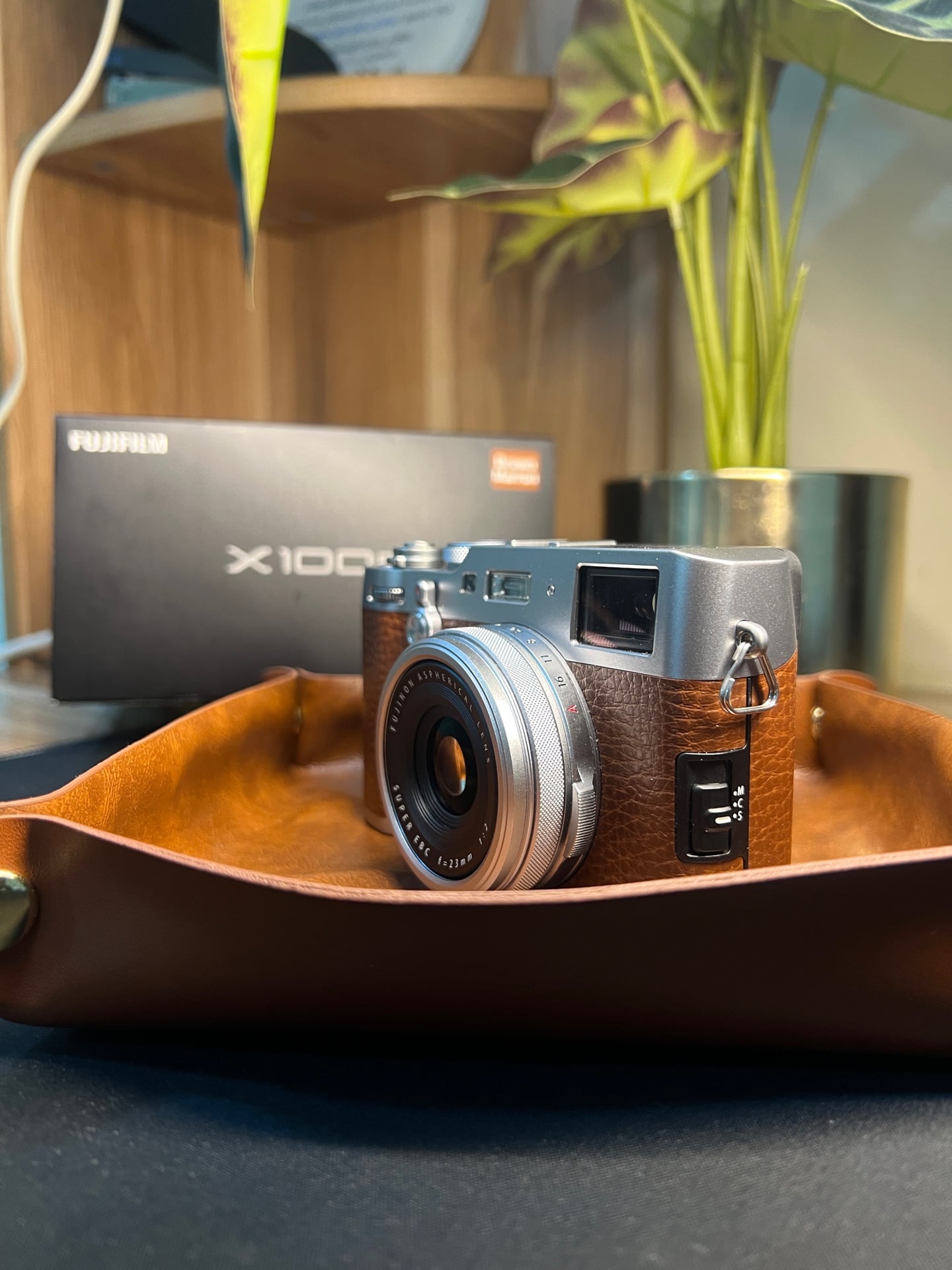 Fujifilm X100F – Near Mint Condition | Low Shutter Count | Full Box - Image 2