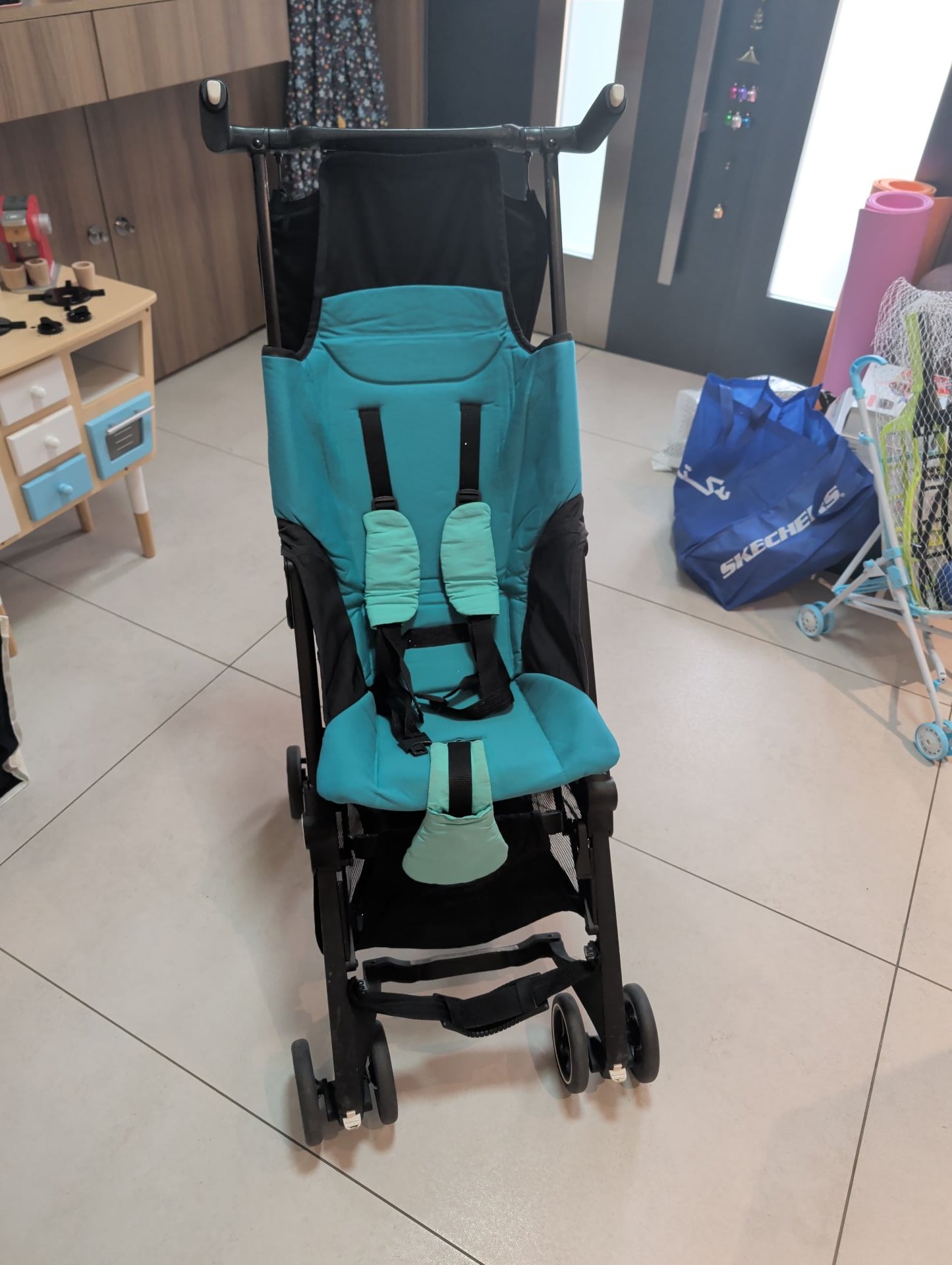 GB pockit Smallest Travel Stroller - Image 1