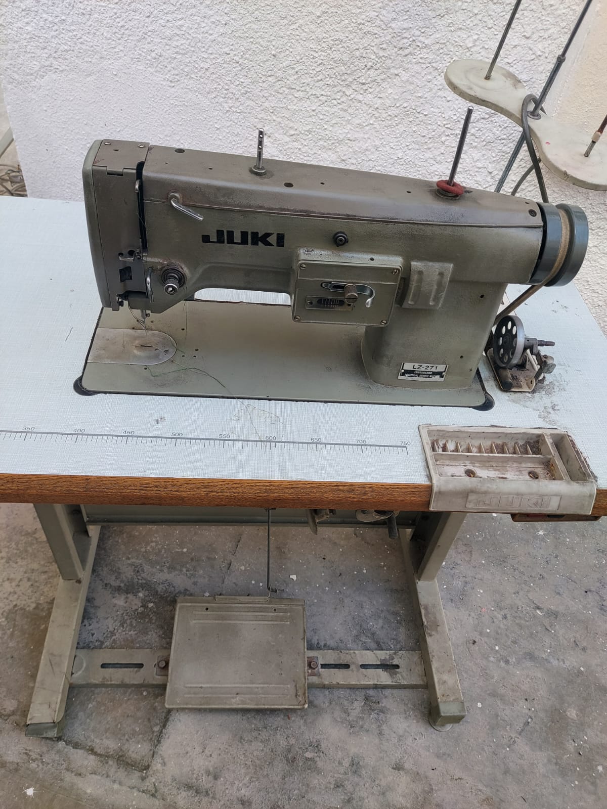 For Sale: Heavy‑Duty JUKI Sewing Machine - Image 3