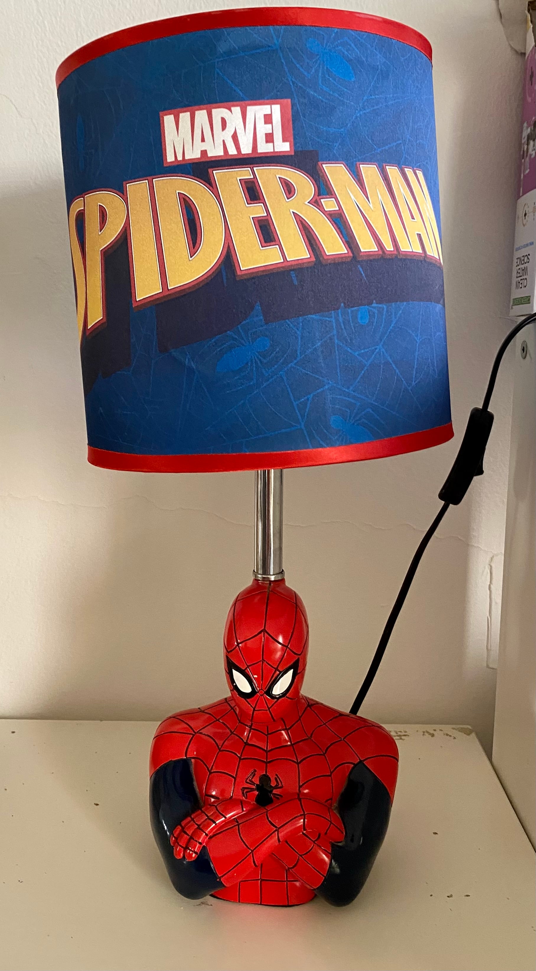 Spider Man table lamp - Image 3