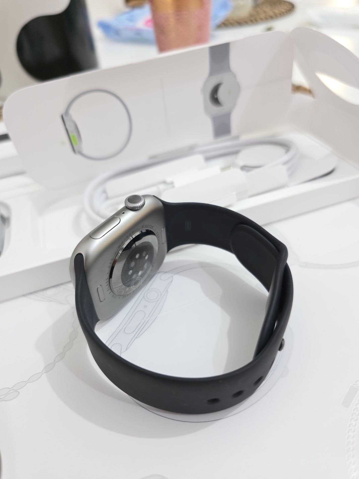Apple Watch S11 46mm Space Gary GPS - Image 6