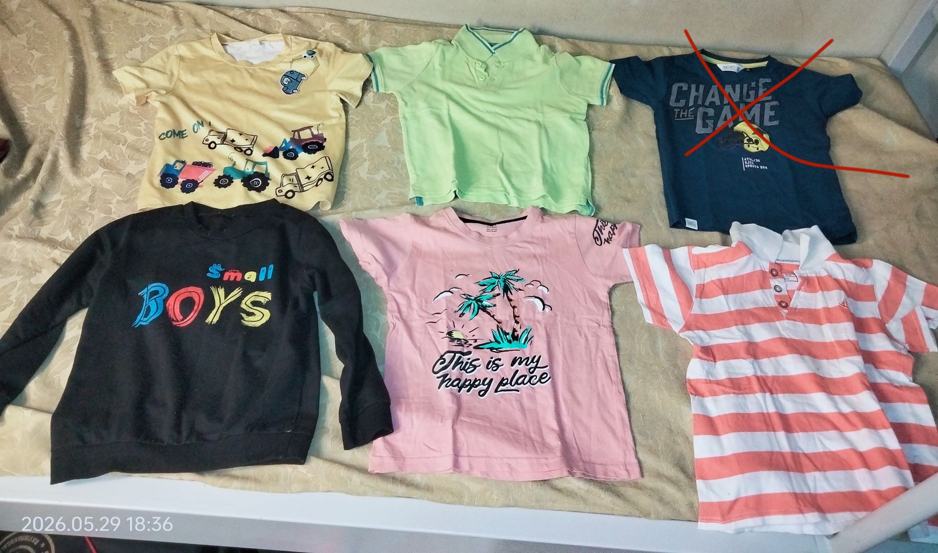 Kids clothes and shoes  - Image 9