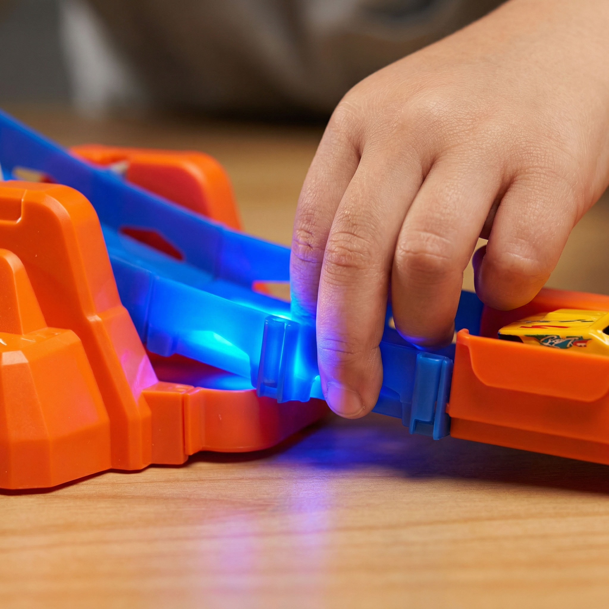 Glow Flip Track Racing Set – 69 PCS - Image 5