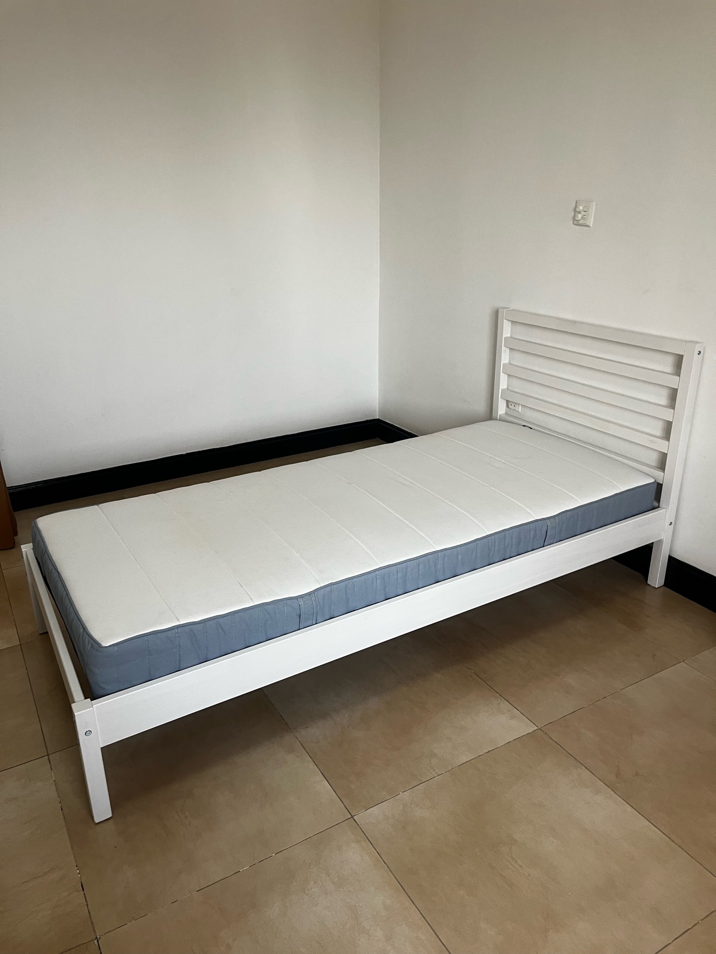 Bed and mattress. - Image 1