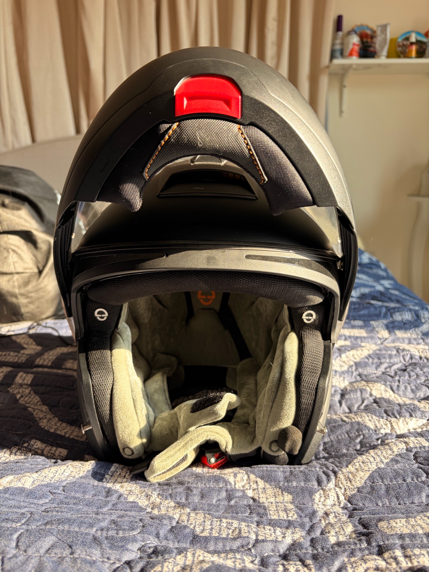 Premium Schuberth C4 Pro Modular Helmet (Matte Black) Size L - Image 6