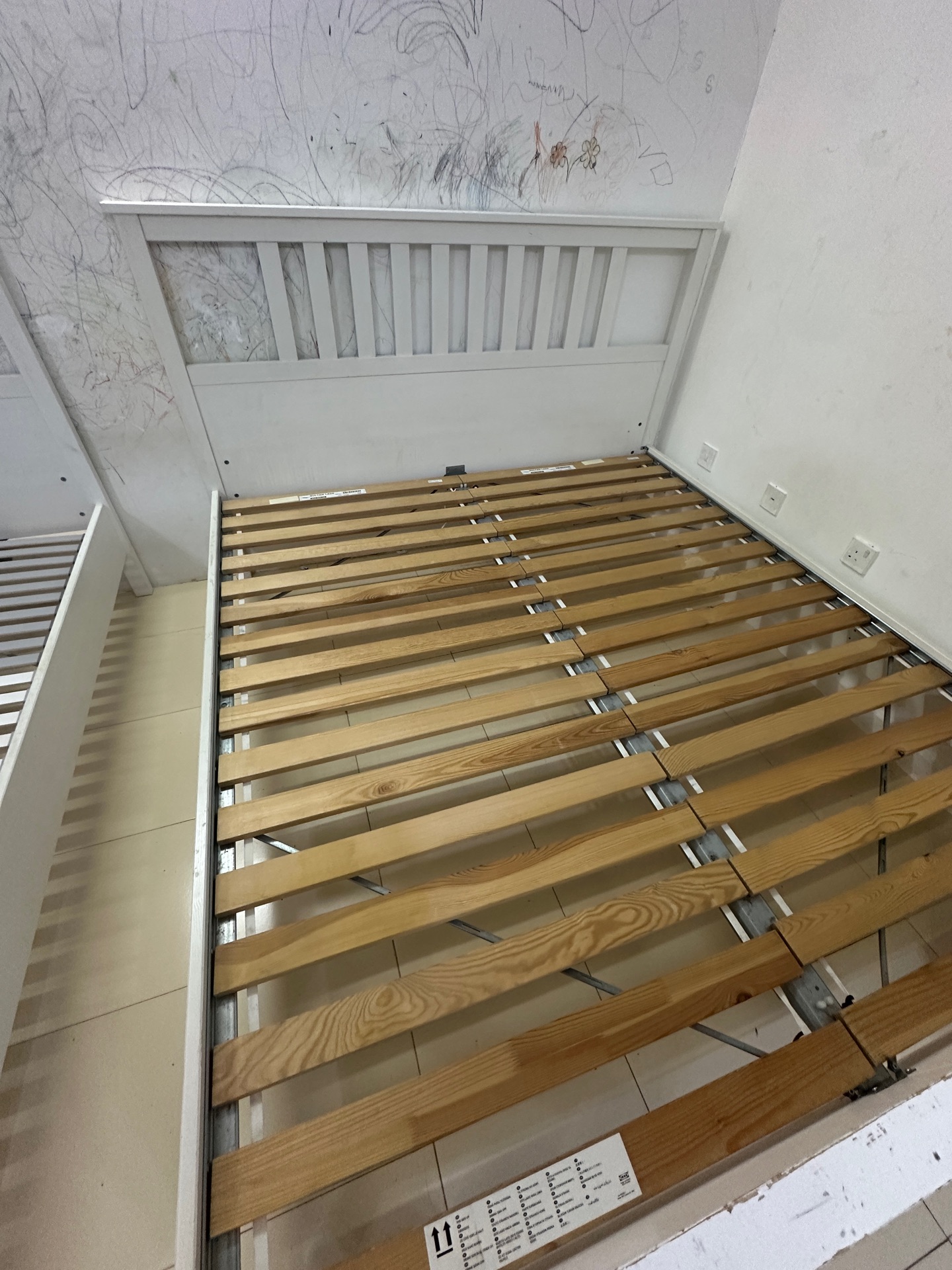 HEMNES bed frame Luroy bed base - Image 1