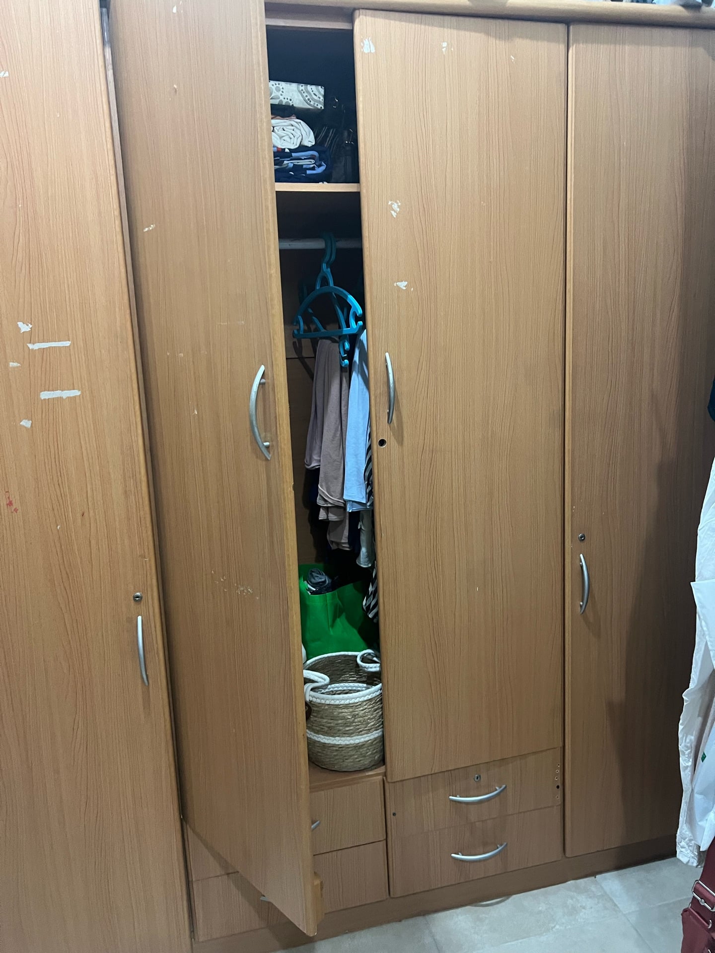 4Door cupboard with two drawer good condition  - Image 2