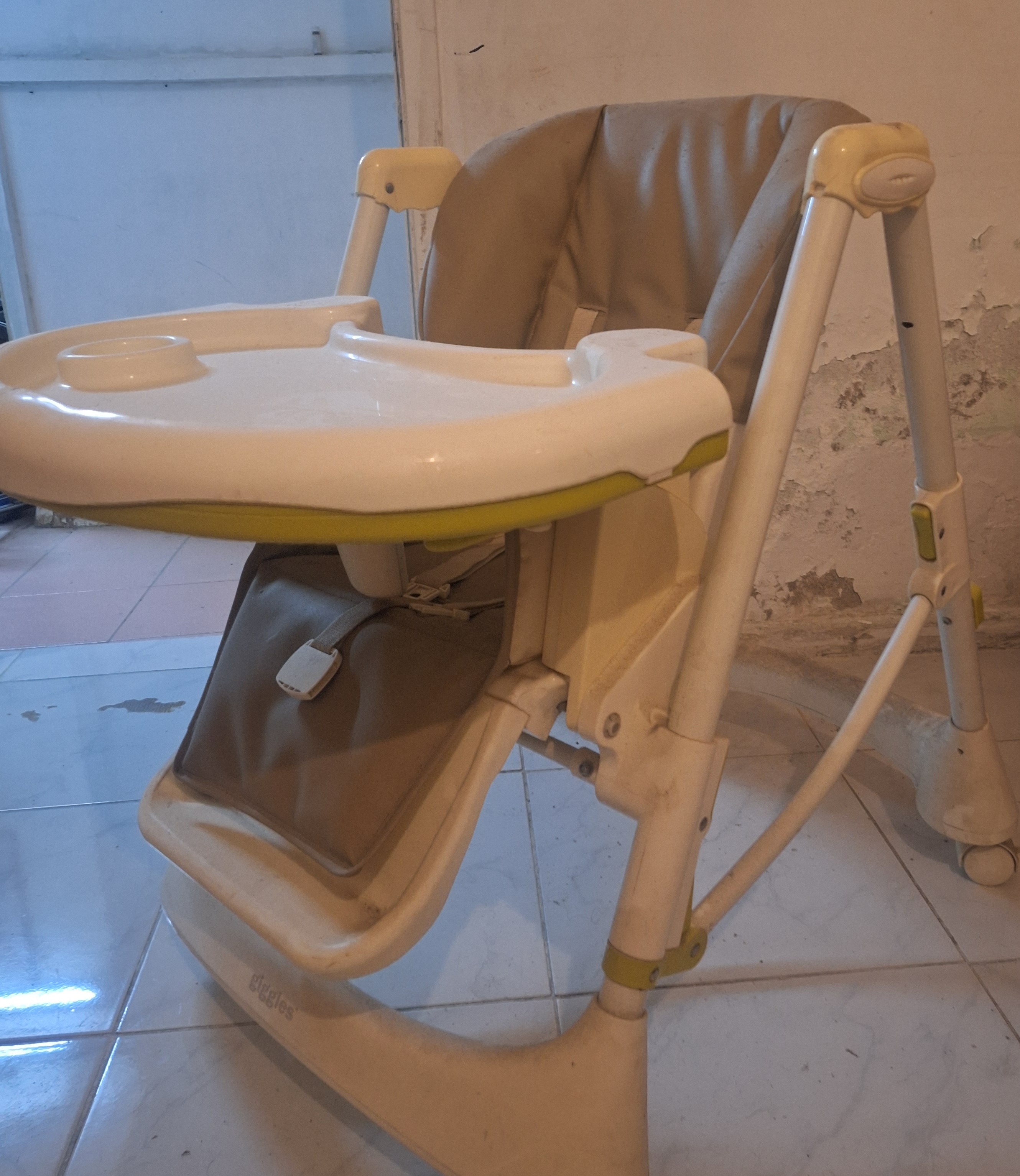 Giggles baby high chair  - Image 2