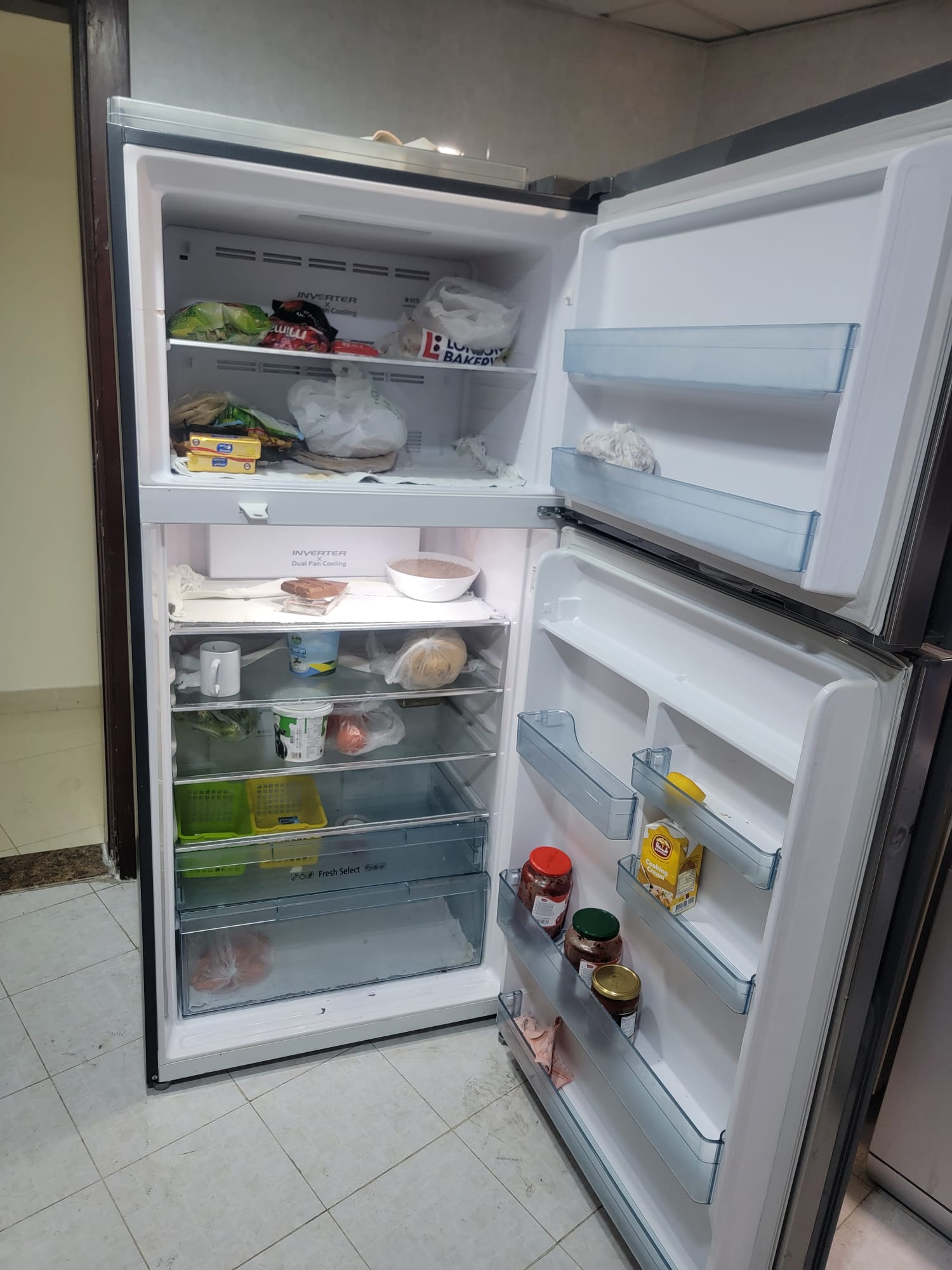 Hitachi Large Refrigerator 760L – Good Working Condition – Quick Sale - Image 2