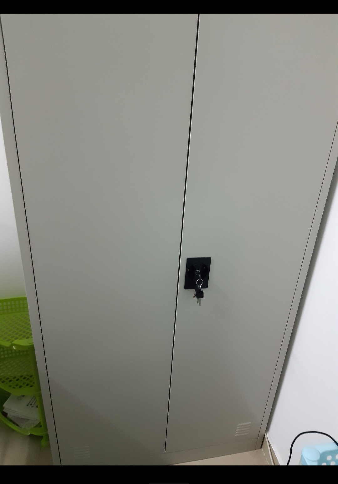 Metal wardrobe  - Image 2