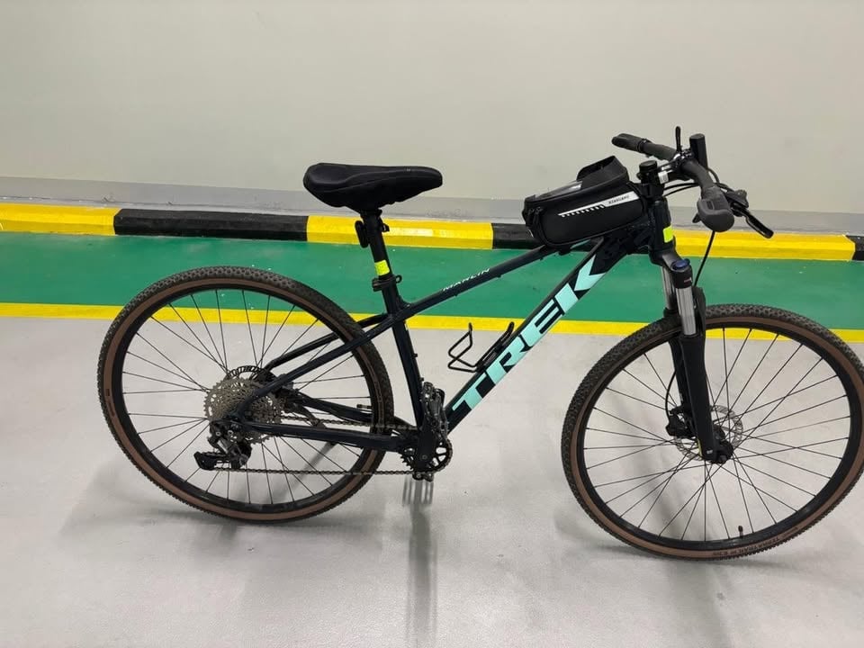 Trek Marlin 6 Medium, Excellent Condition - Image 1